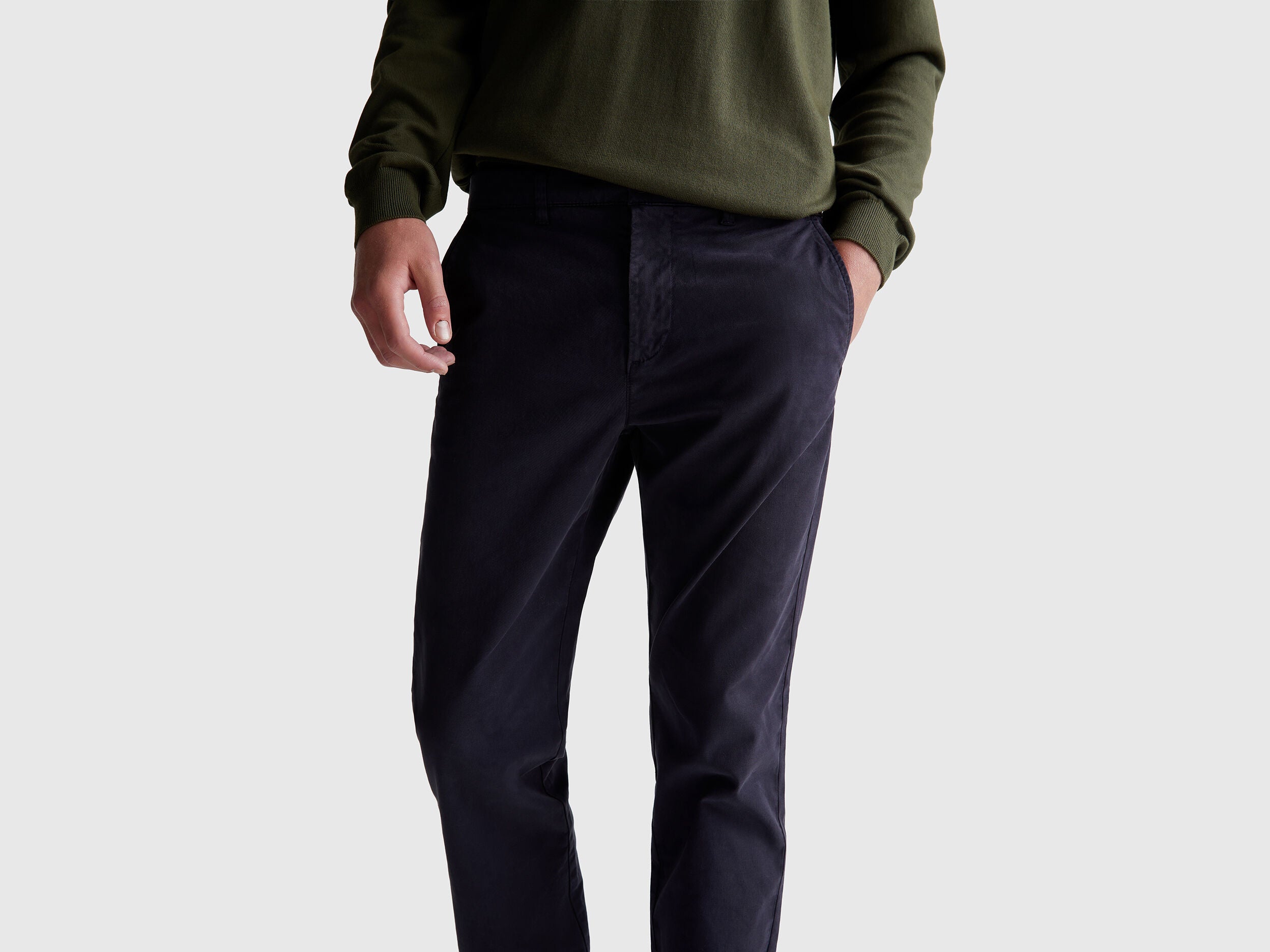 Benetton_Dark Blue_Slim Fit Cotton Chinos_4TZYUF04P_3C1_04