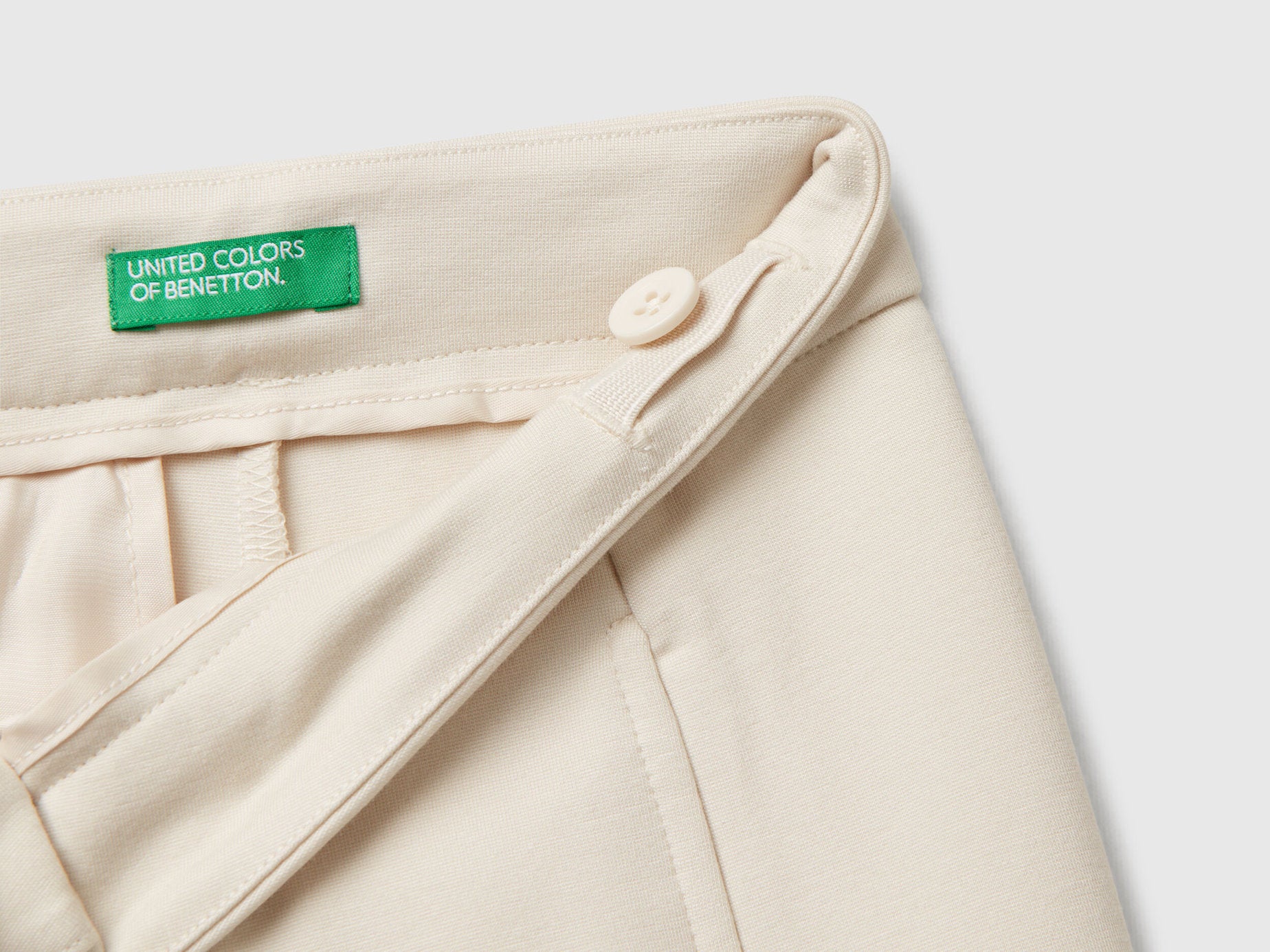 Benetton_Elegant Trousers_4U7FCF04F_00V_03