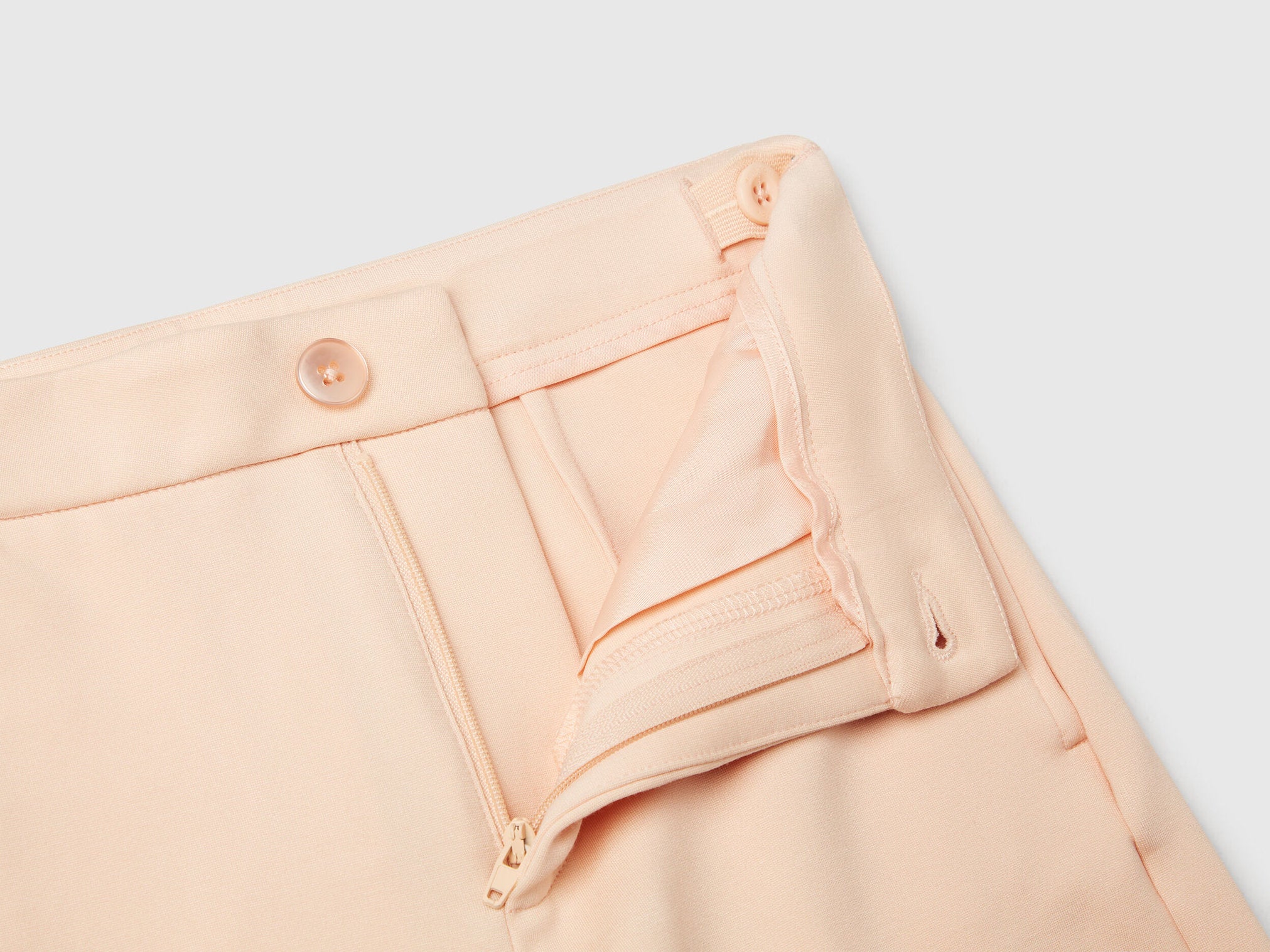 Benetton_Elegant Trousers_4U7FCF04F_901_03