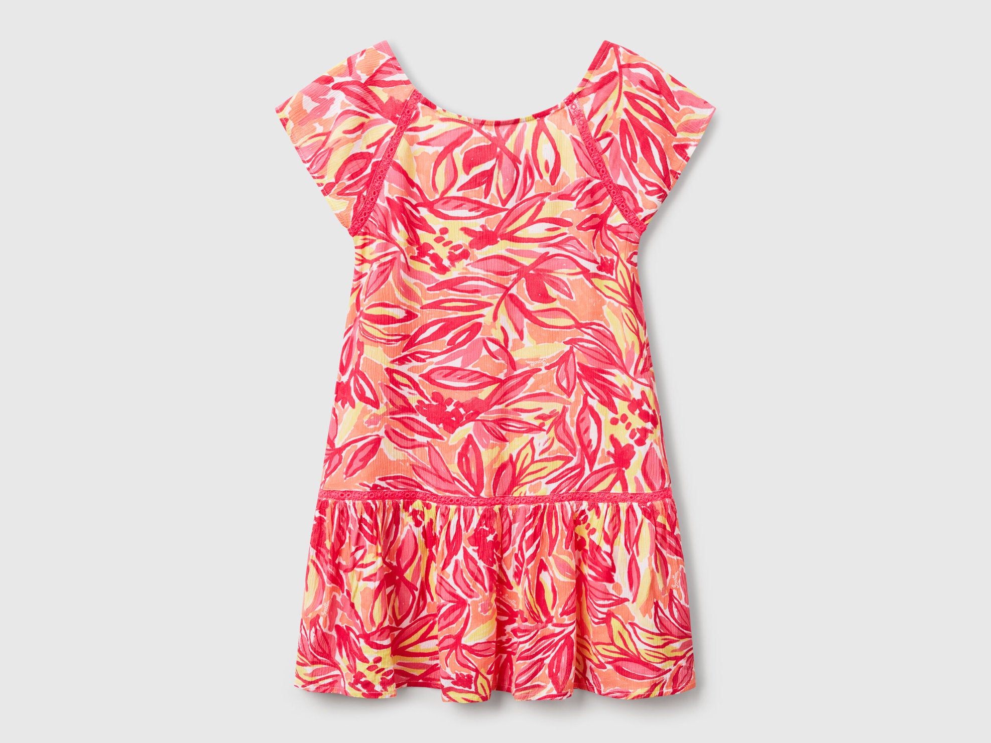 Benetton_Dress with Tropical Print_4UIACV03G_73K_01