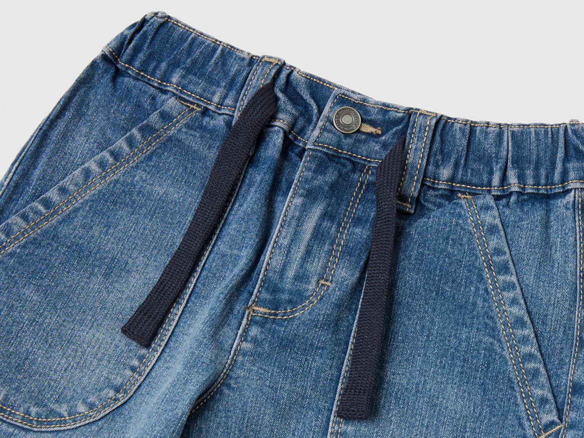 Benetton_Carrot Fit Jeans_4XA2GE012_901_03