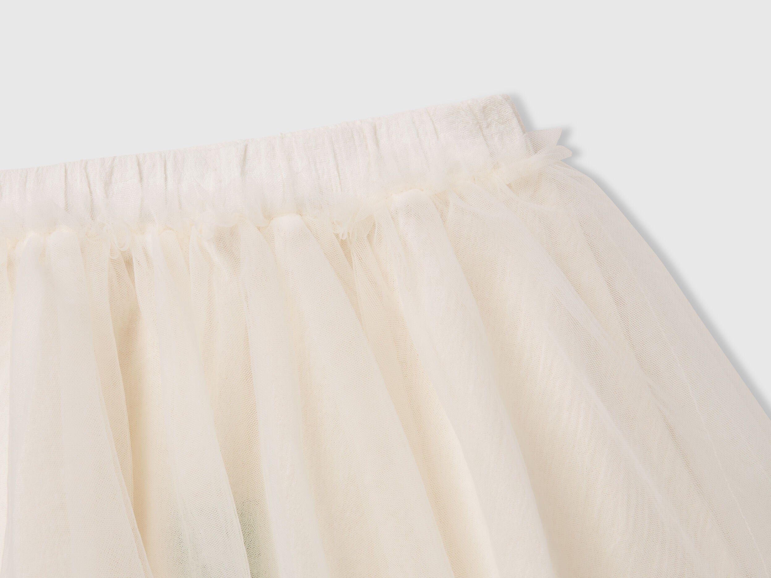 Benetton_Tulle Skirt_4XTGG0011_0R2_03