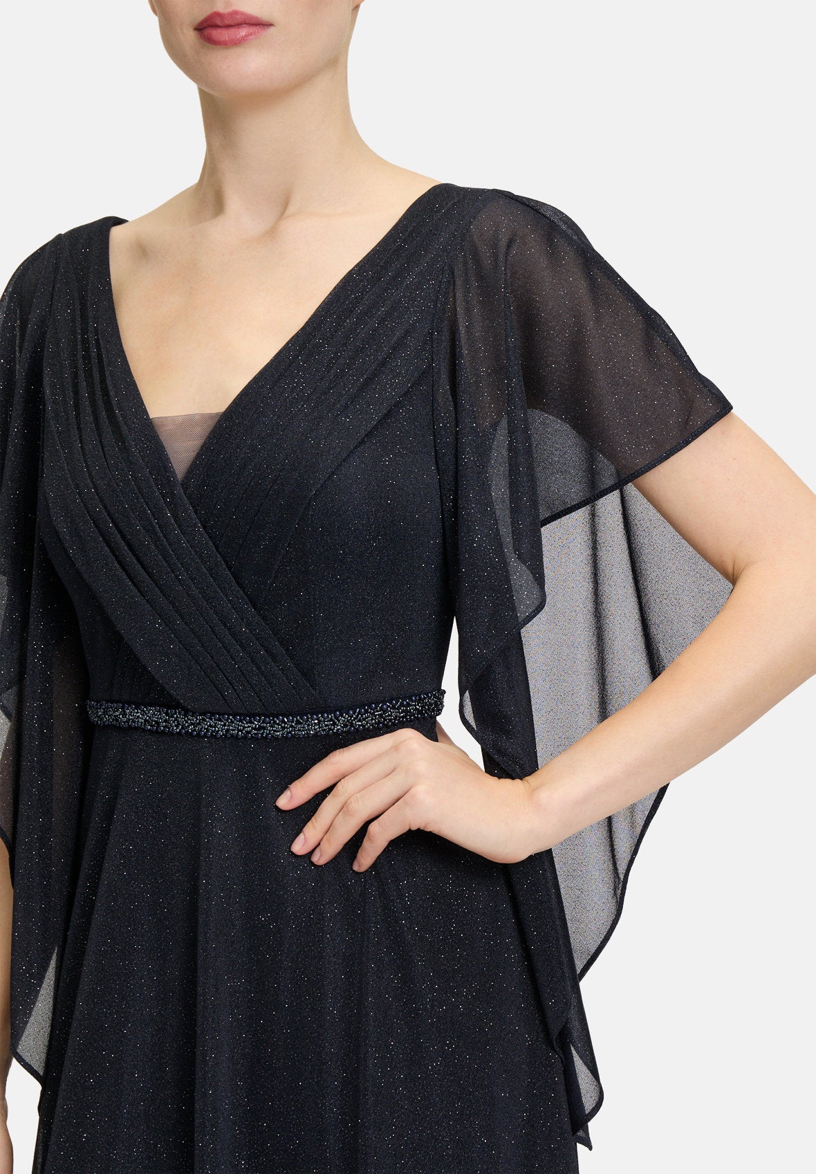 Vera Mont_Evening Dress in Glitter Look_5010-4112_8896_06