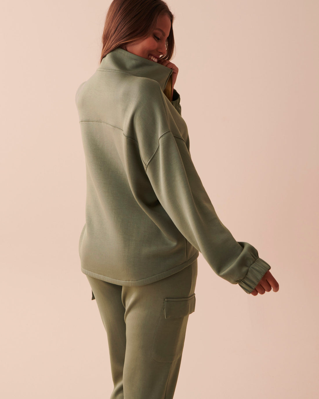 Interlock Long Sleeve Top Mock Neck_50100079_30007_02