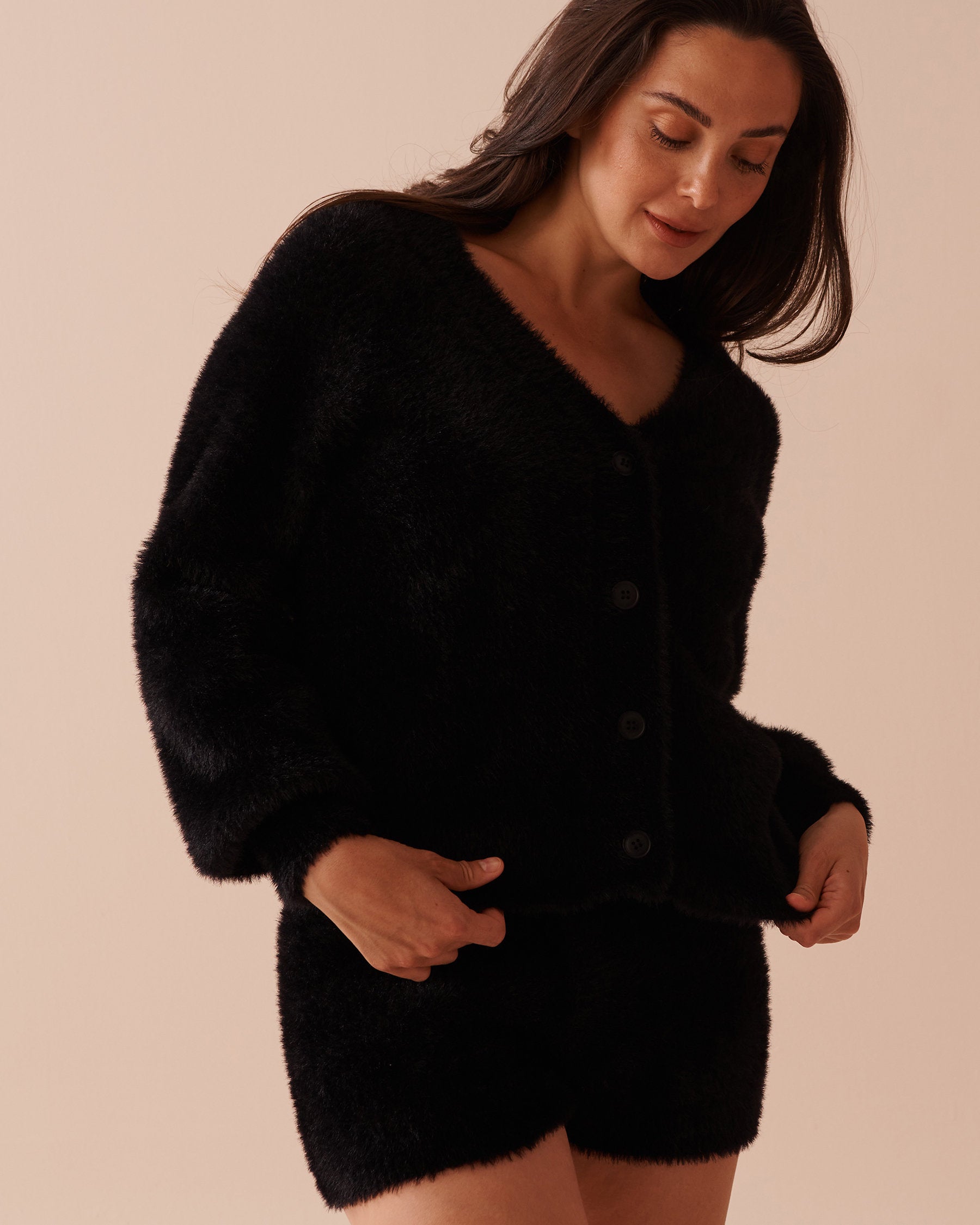 Fluffy Cardigan_50100097_00001_01