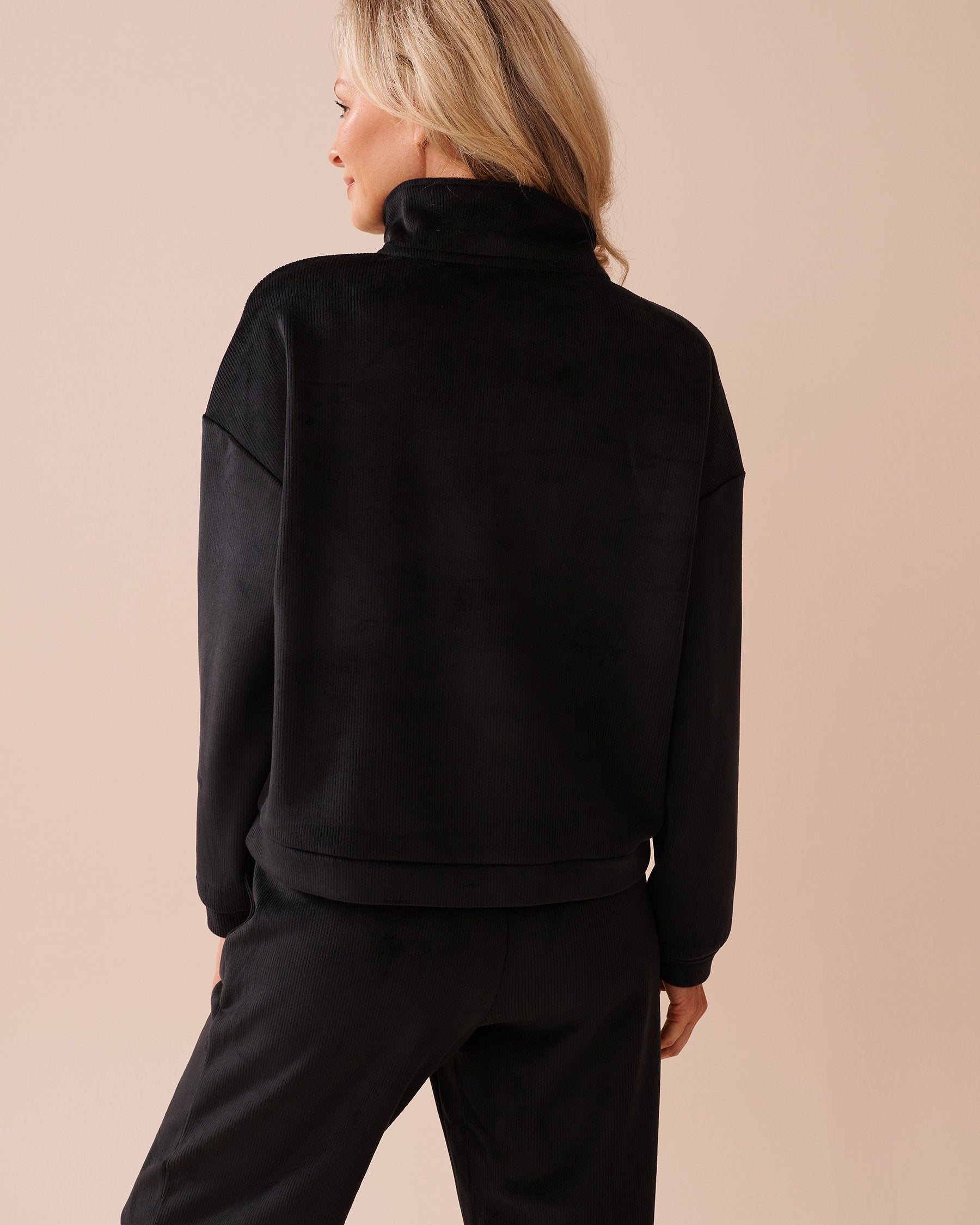 La Vie en Rose_Heavy Ribbed Half-Zip Sweatshirt_50100098_00001_02
