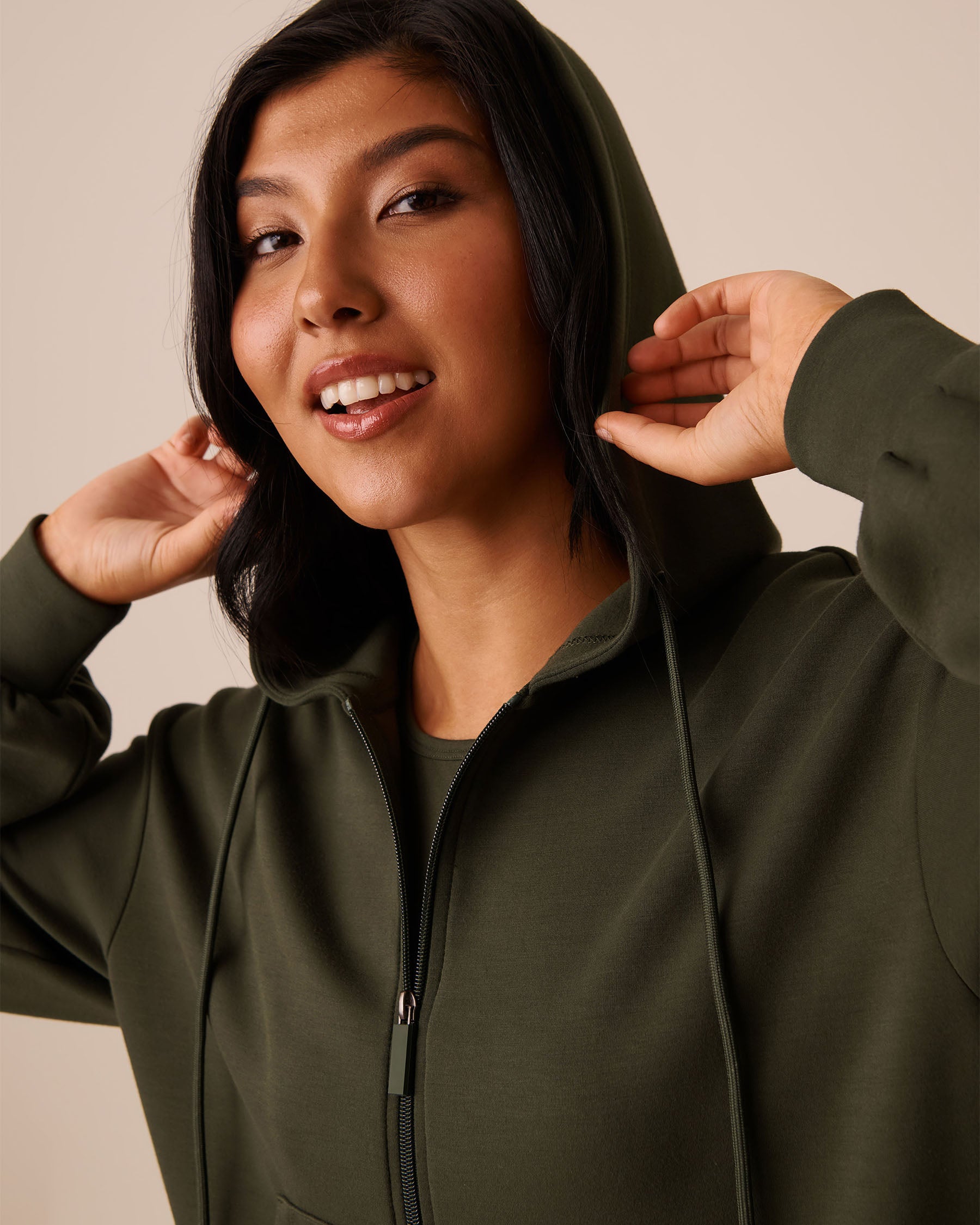 La Vie en Rose_Duffel Bag_Zip-up Hoodie_50100109_30076_03