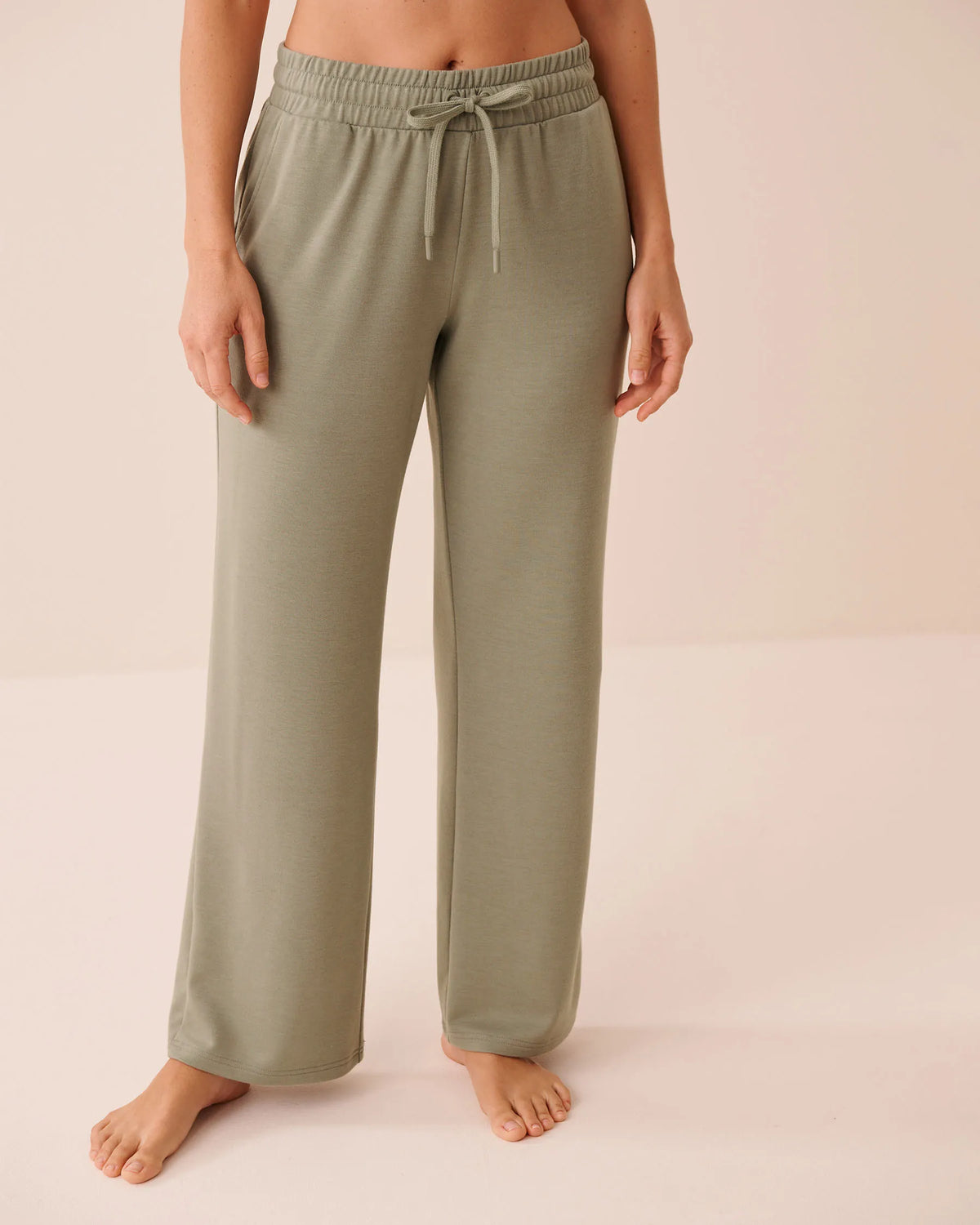 La Vie en Rose Shadow Women French Terry Pants SKU: 50200114_30016 Image 01