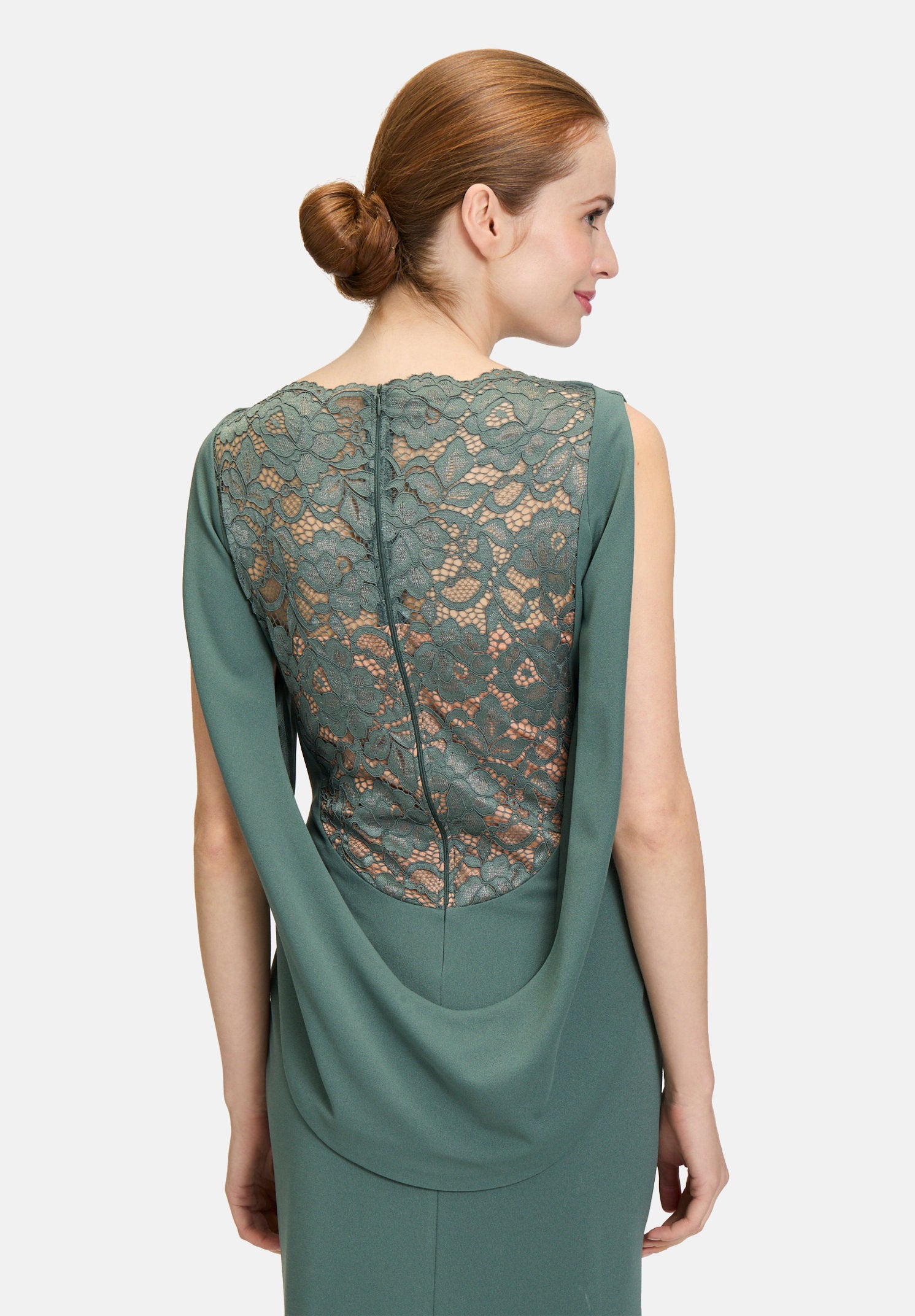 Vera Mont_Evening Dress with Lace_5021-4467_5600_07