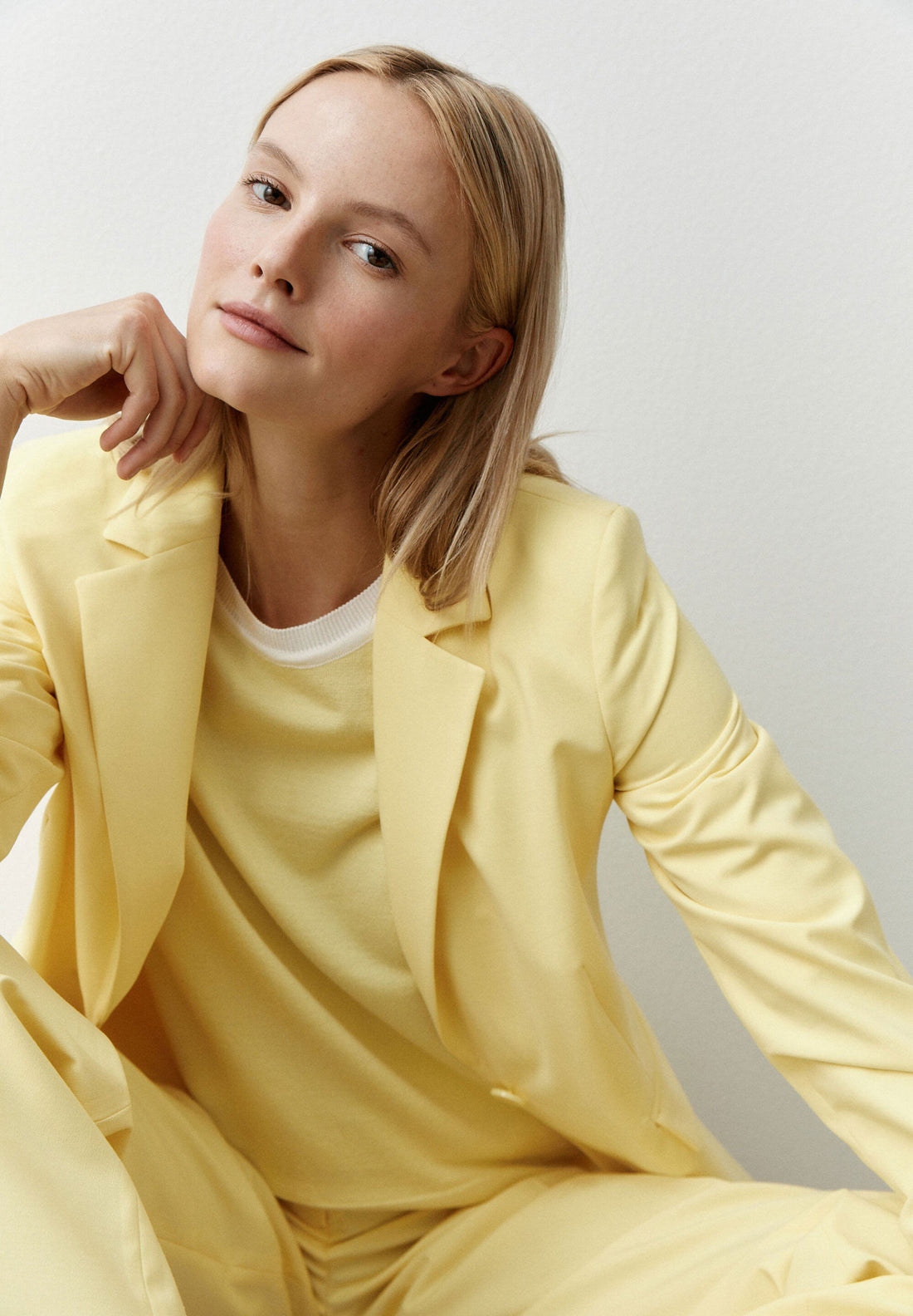 More & More_Tender Yellow Blazer_51036005_0124_02
