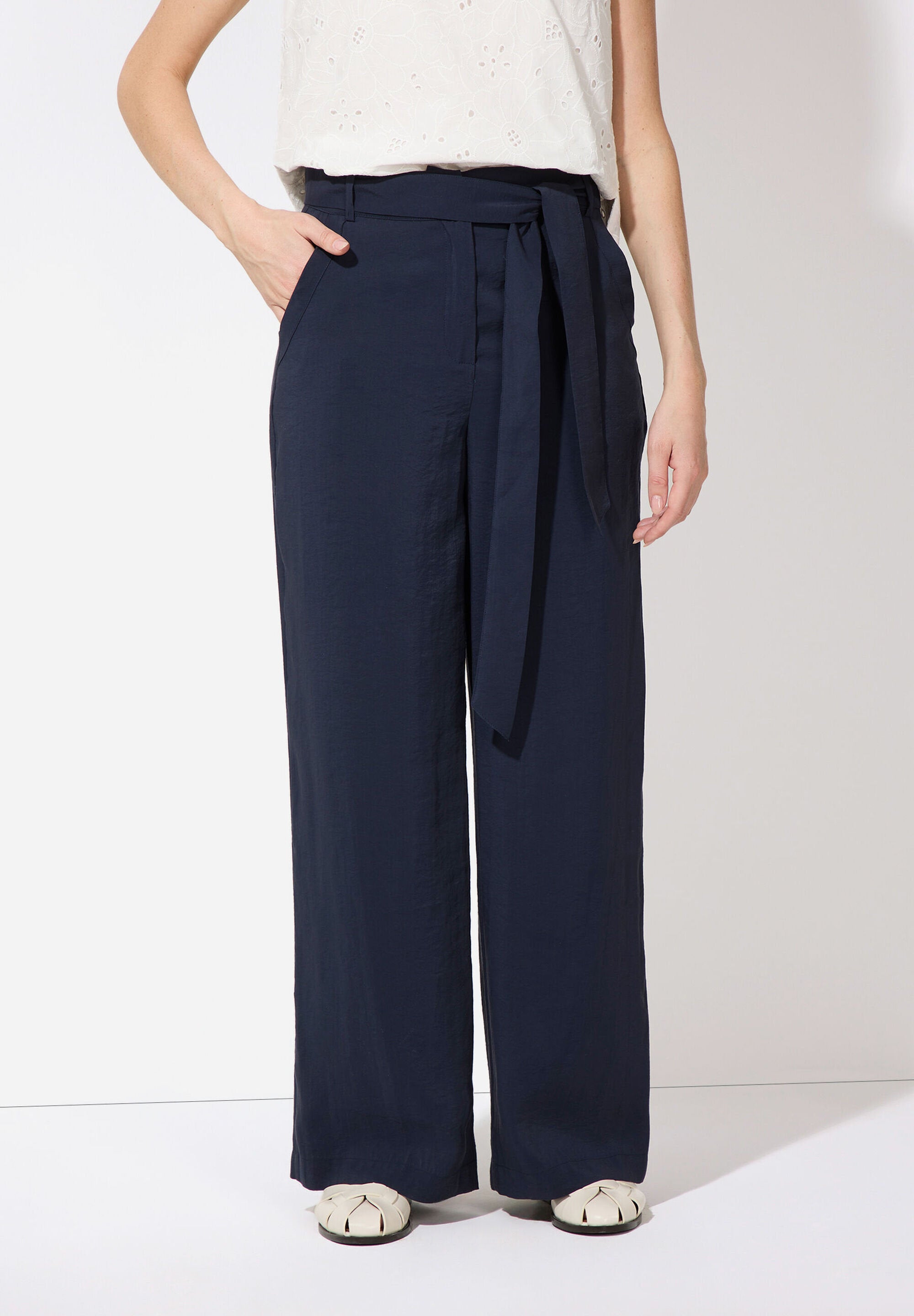 More & More_Navy Trousers with Belt_51064055_0370_02