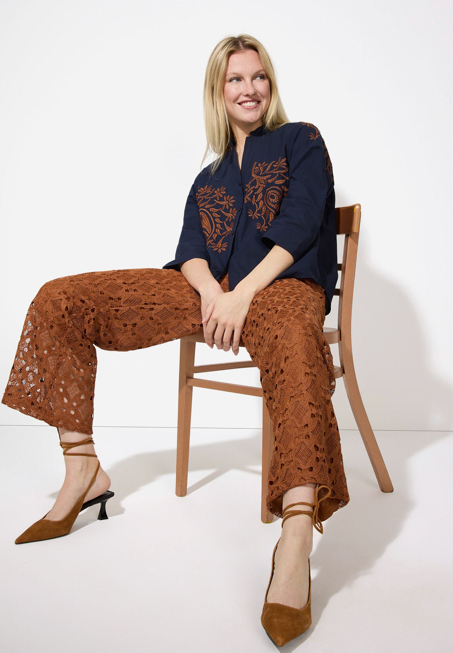 More & More_Clay Brown Lace Trousers_51064058_0471_01