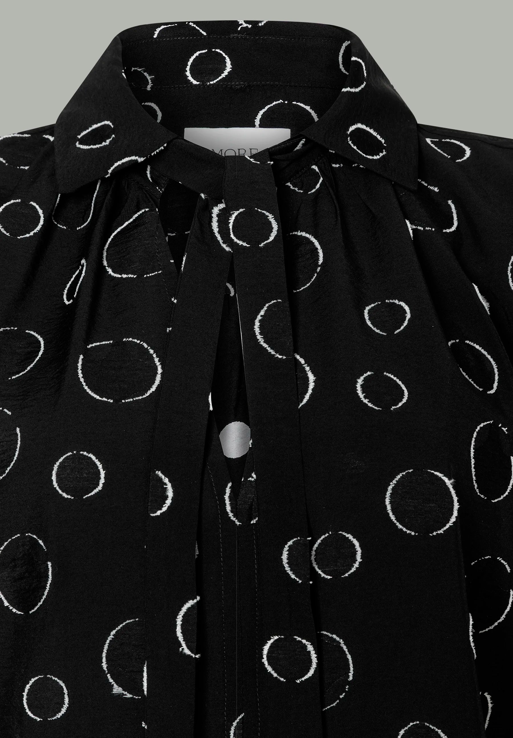 More & More_Fil Coupe Dot_Pussy-Bow Blouse_51442091_2790_04