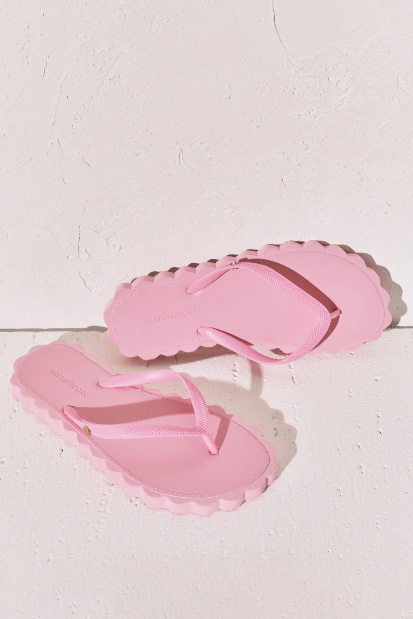 Women Secret_Pink_Pink Wavy Effect Toe Post Sandal_5163223_70_01