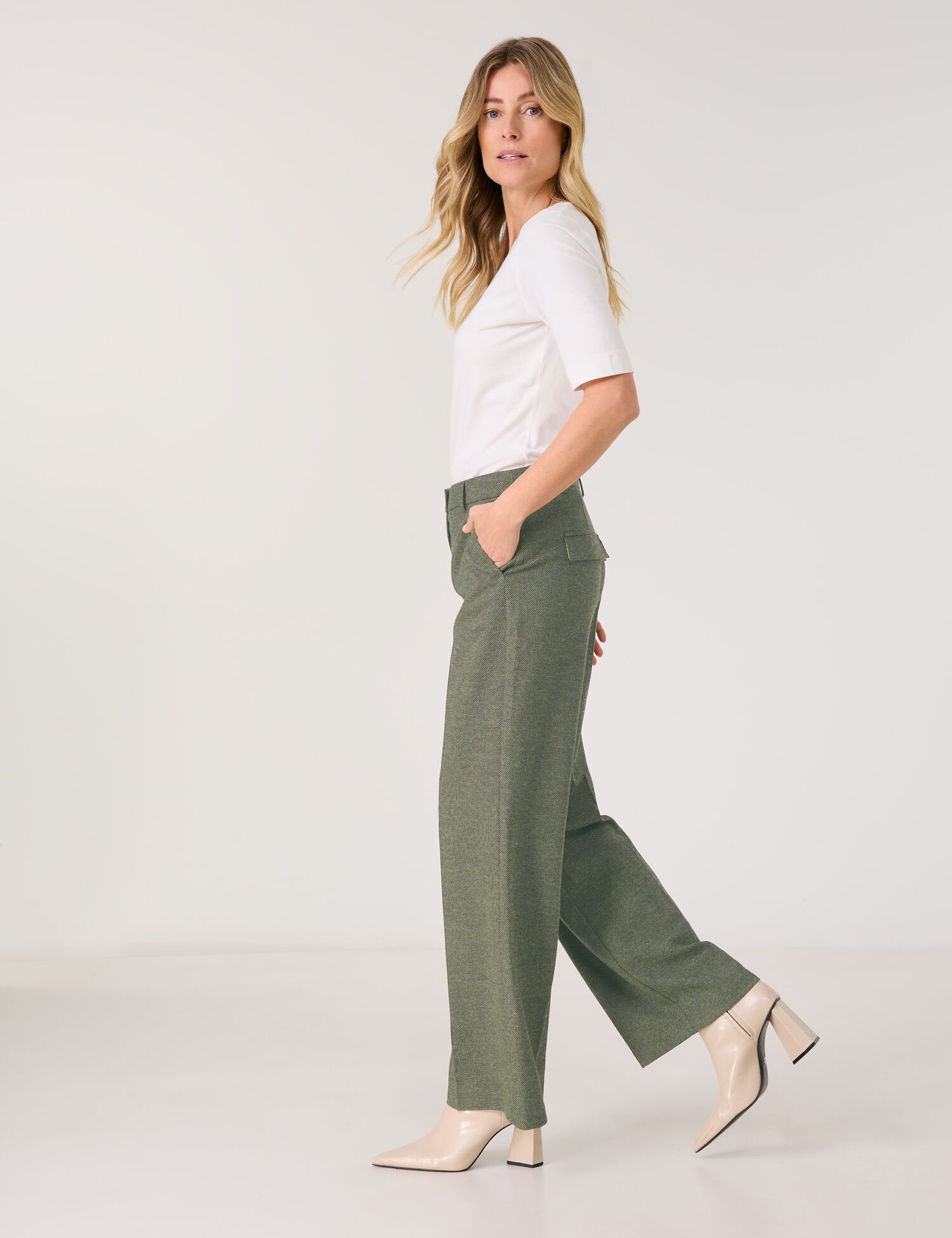 Gerry Weber_Wide Tweed Trousers_520003-31225_5111_06
