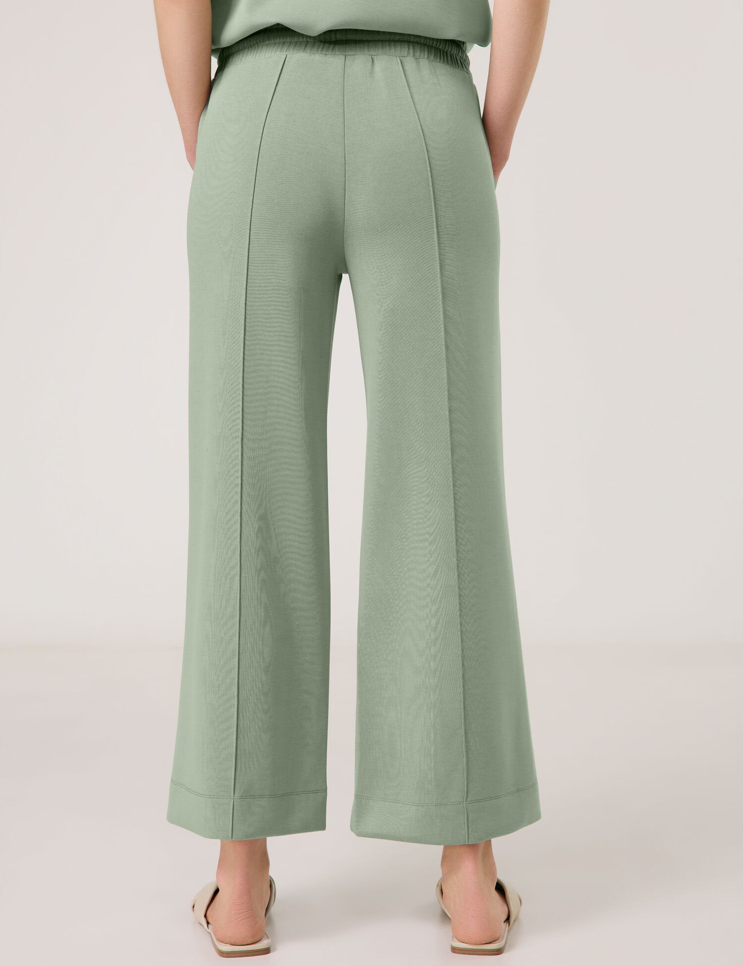 Gerry Weber_Sand-Washed Pull-On Trousers_520105-35006_50956_06