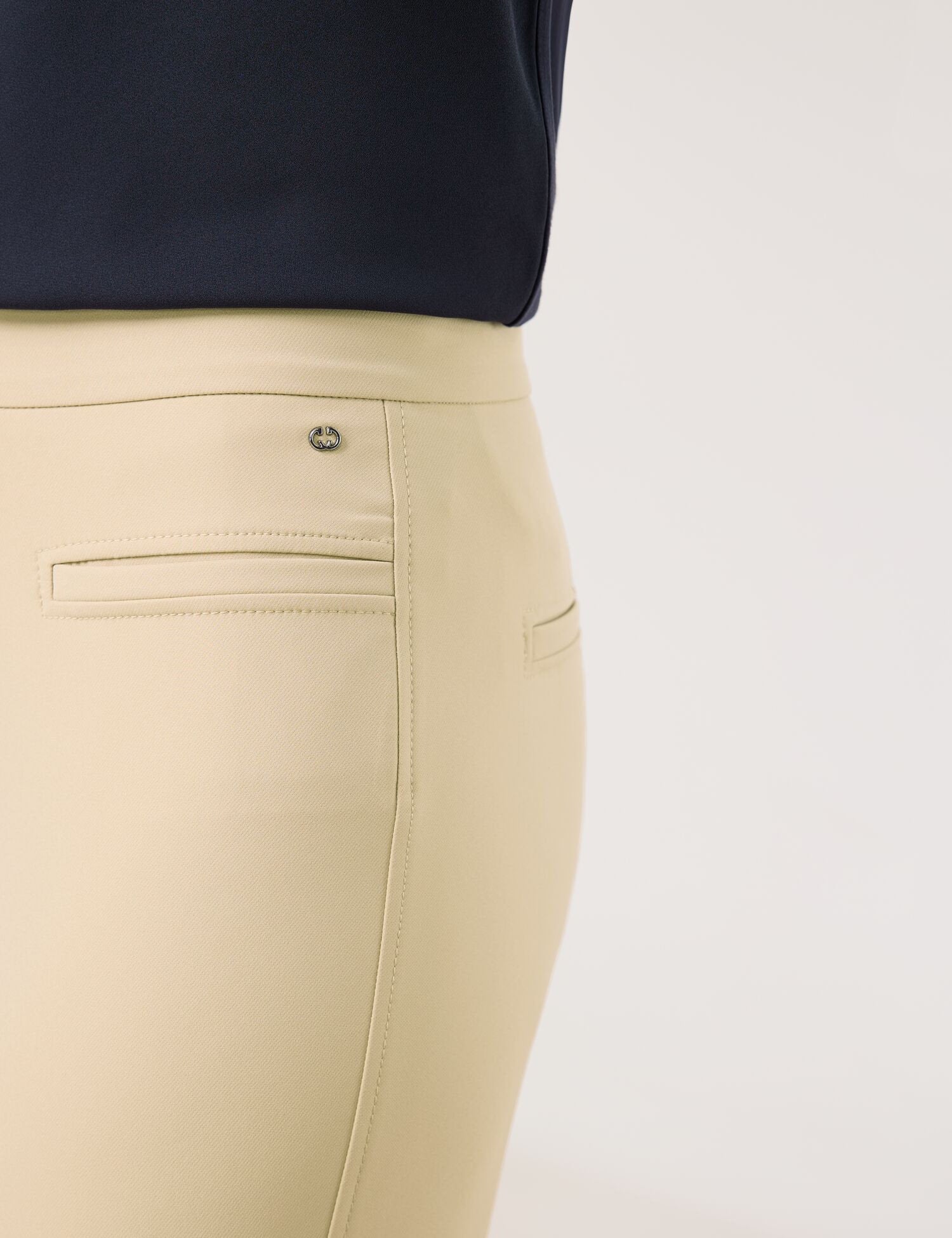 Gerry Weber_KIRSTY CITYSTYLE 7/8-Length Stretch Trousers_520200-66299_90550_04