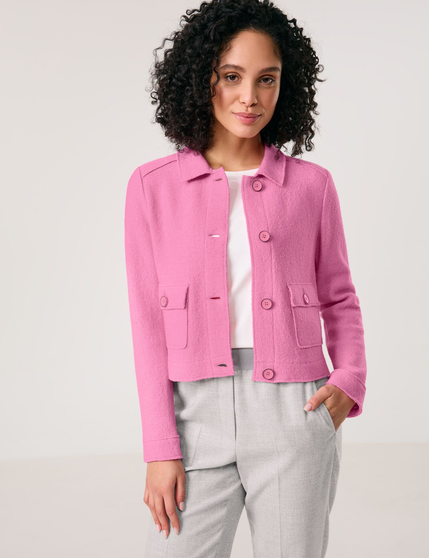 Gerry Weber_Boxy Blazer Jacket Made of Wool_530002-31202_30323_01
