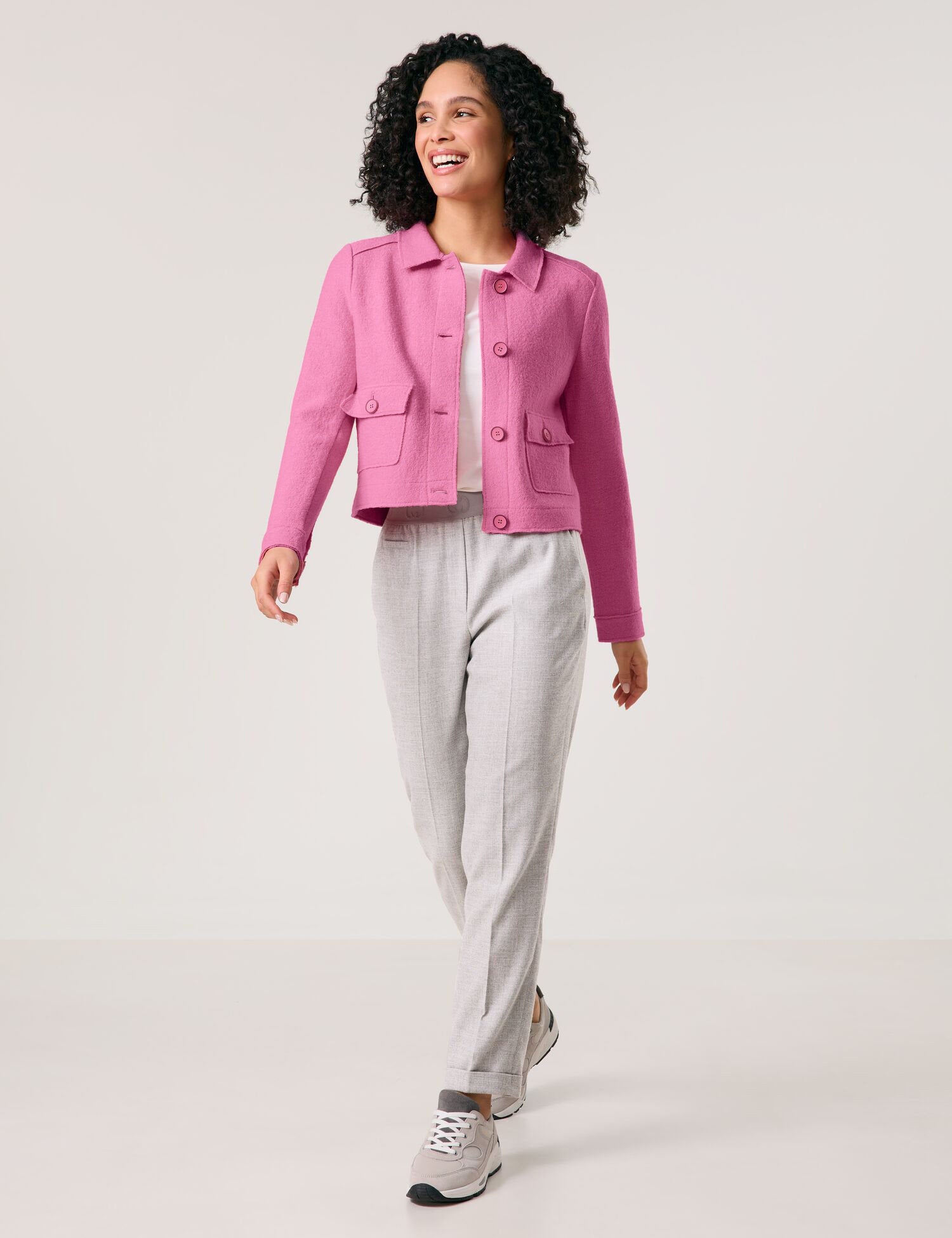 Gerry Weber_Boxy Blazer Jacket Made of Wool_530002-31202_30323_05