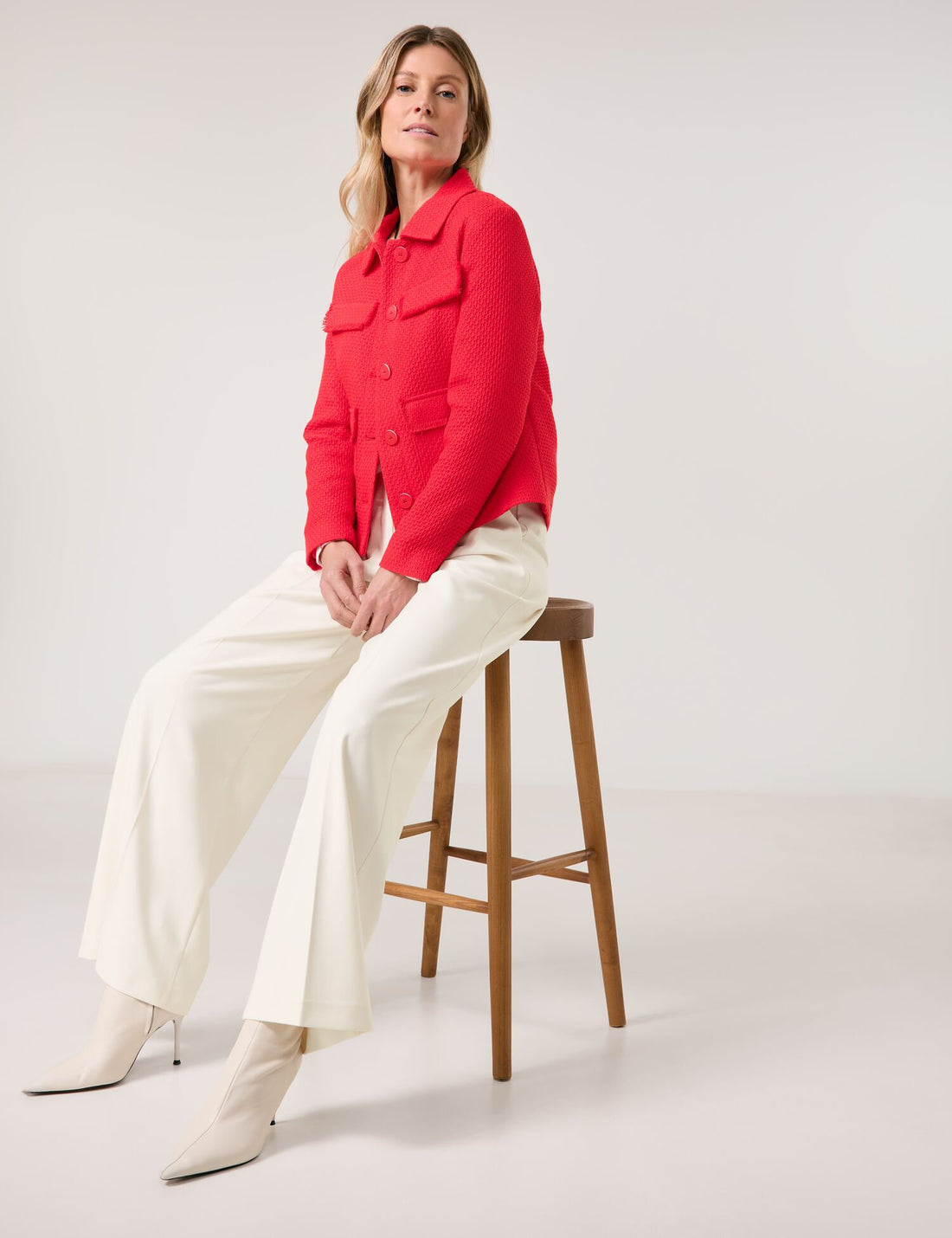 Gerry Weber_Fashionable Blazer Jacket in a Textured Look_530018-31252_60119_07