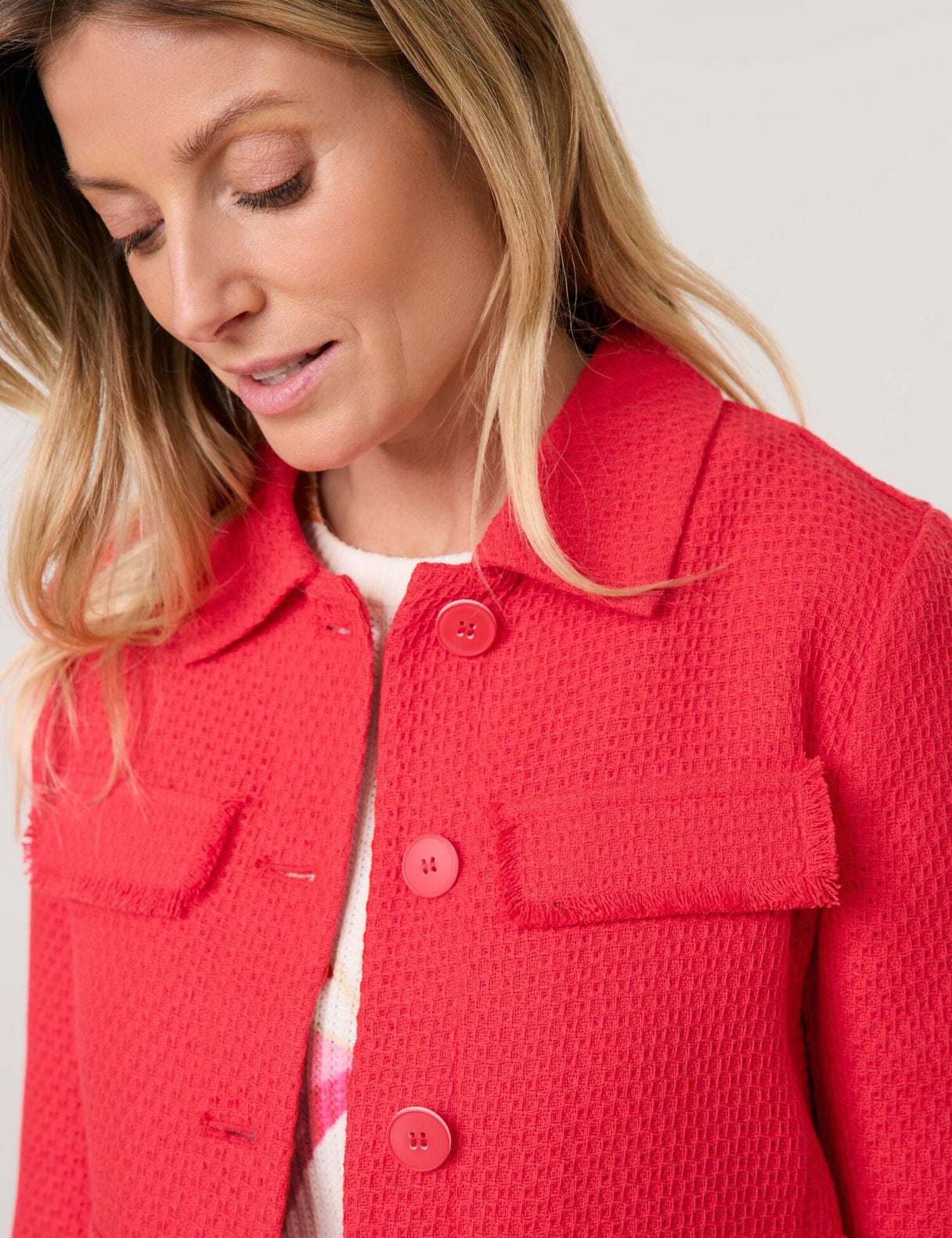 Gerry Weber_Fashionable Blazer Jacket in a Textured Look_530018-31252_60119_08