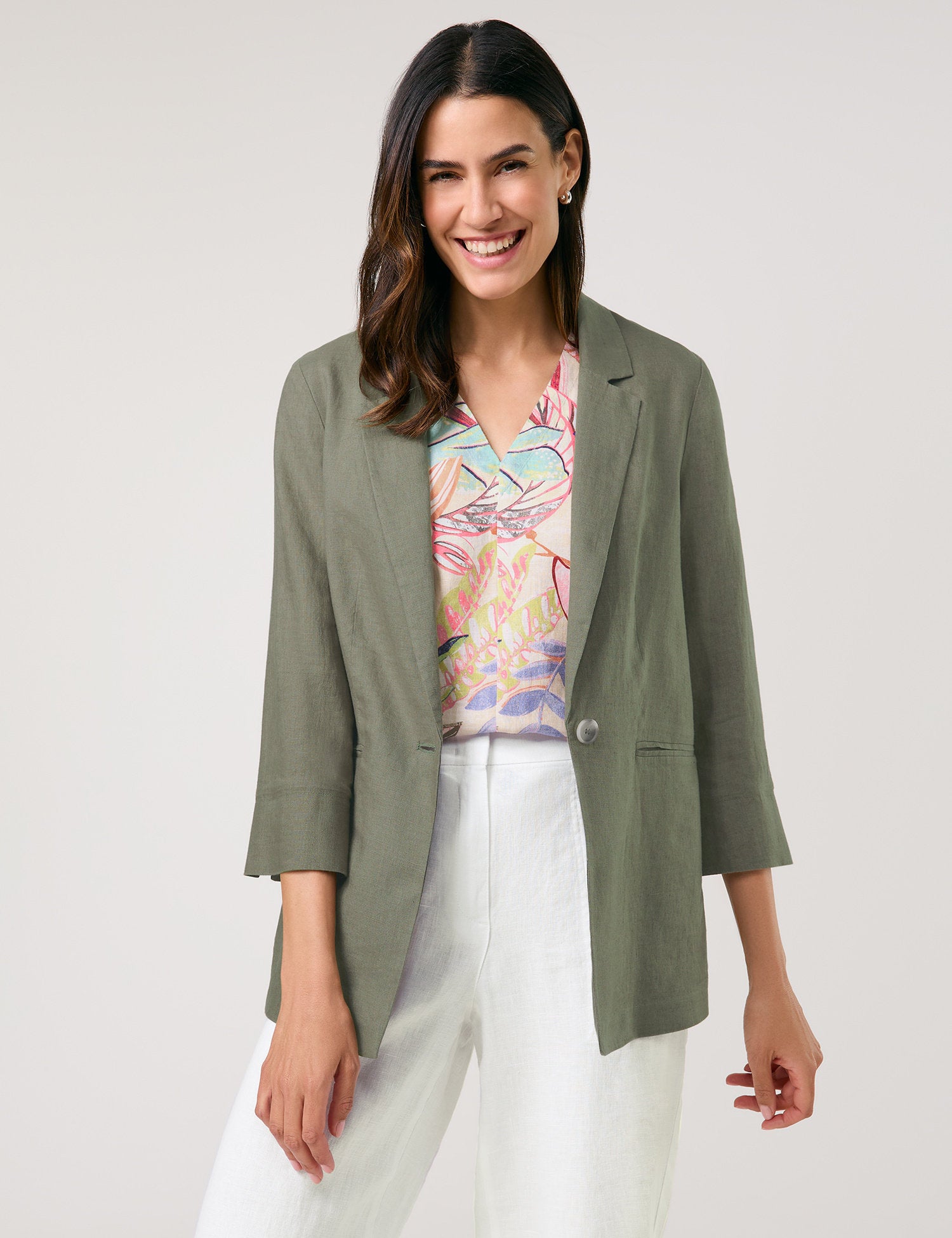 Gerry Weber_Pure Linen Blazer with 3/4-Length Sleeves_530030-31235_50955_01