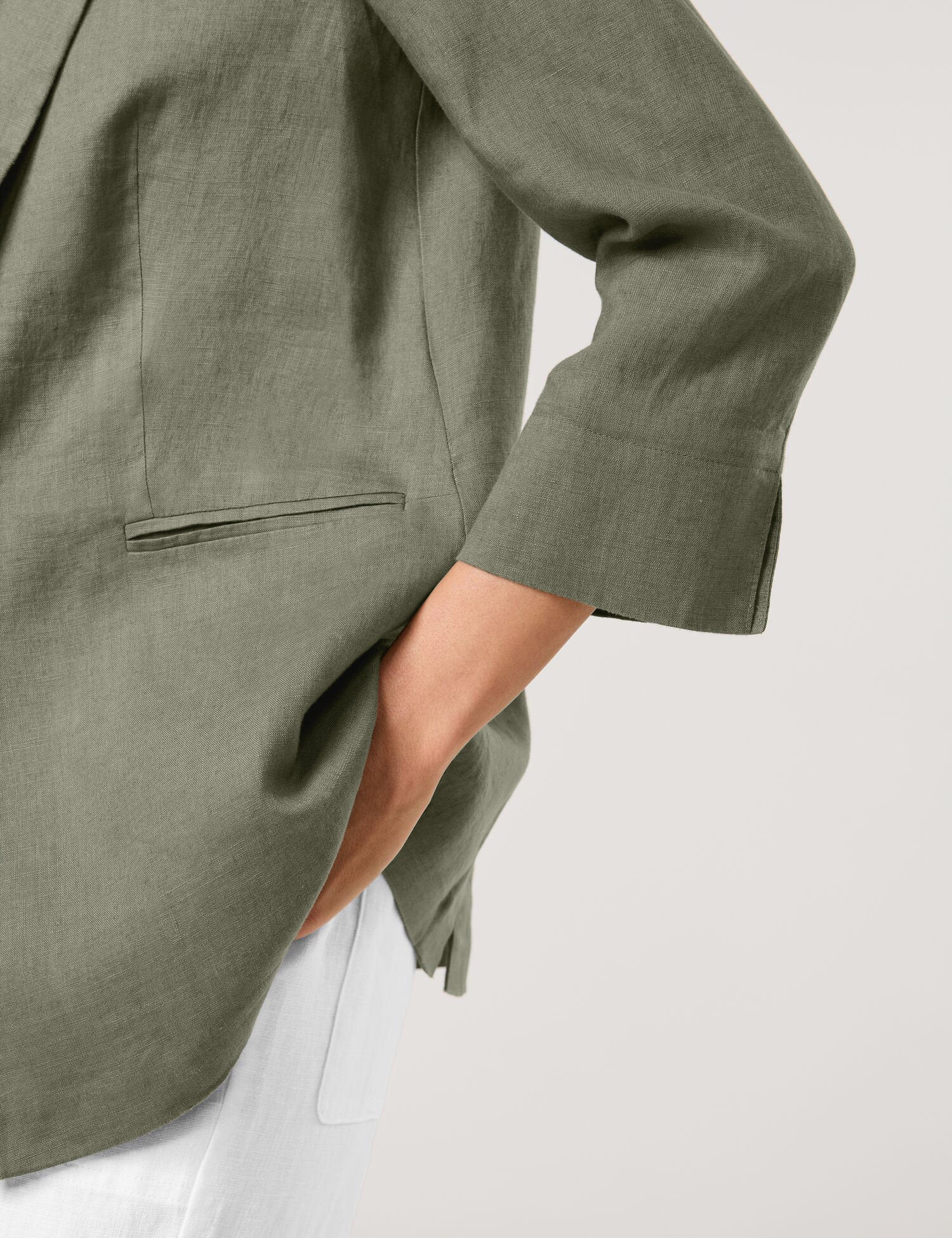 Gerry Weber_Pure Linen Blazer with 3/4-Length Sleeves_530030-31235_50955_04