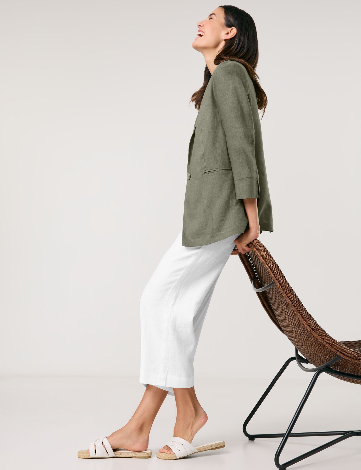 Gerry Weber_Pure Linen Blazer with 3/4-Length Sleeves_530030-31235_50955_05