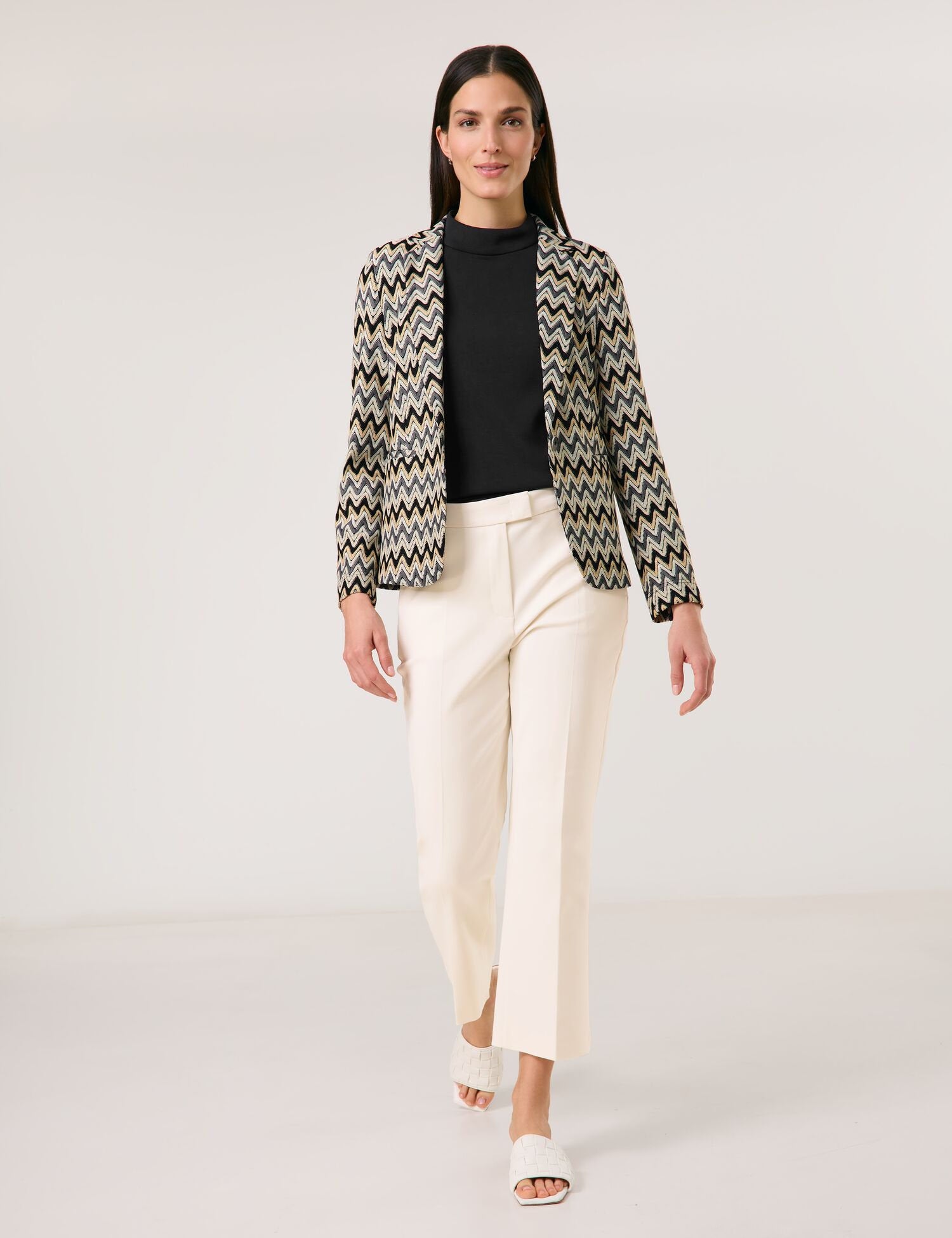 Gerry Weber_Crochet-Look Blazer_530045-31244_9112_02