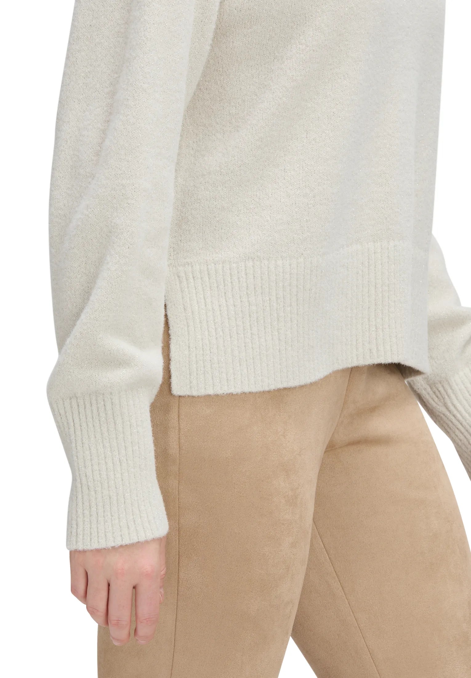 Betty Barclay_Pastel Sand_Knit Sweater with Lurex Thread_5319-1594_9104_07