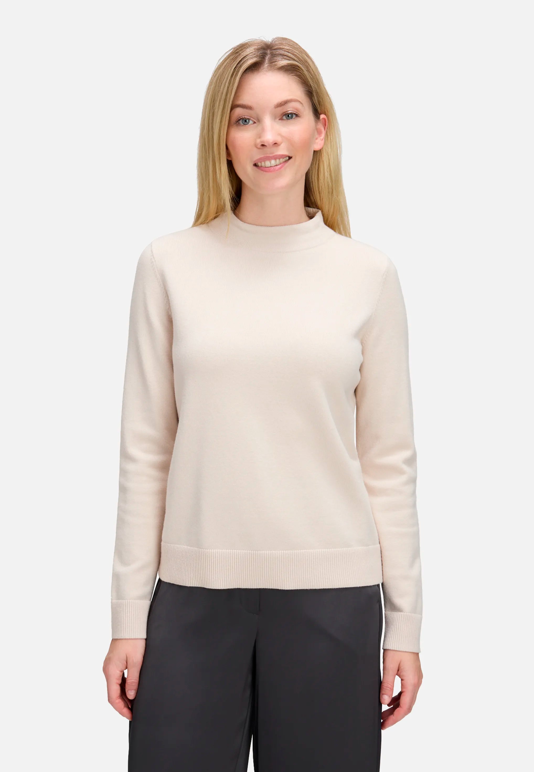Betty Barclay_Pastel Sand_Basic Knit Sweater with Stand-Up Collar_5343-2907_9104_01