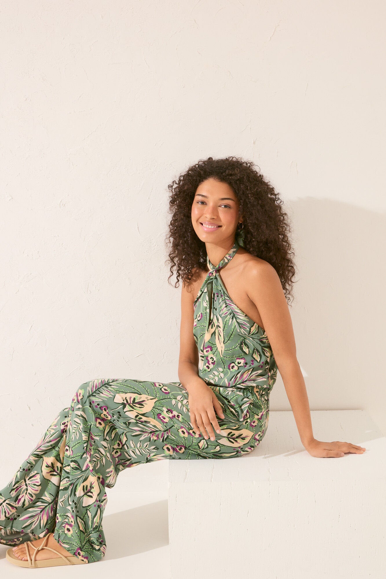 Women Secret_Long Halterneck Neckline with Tropical Print_5549912_23_02
