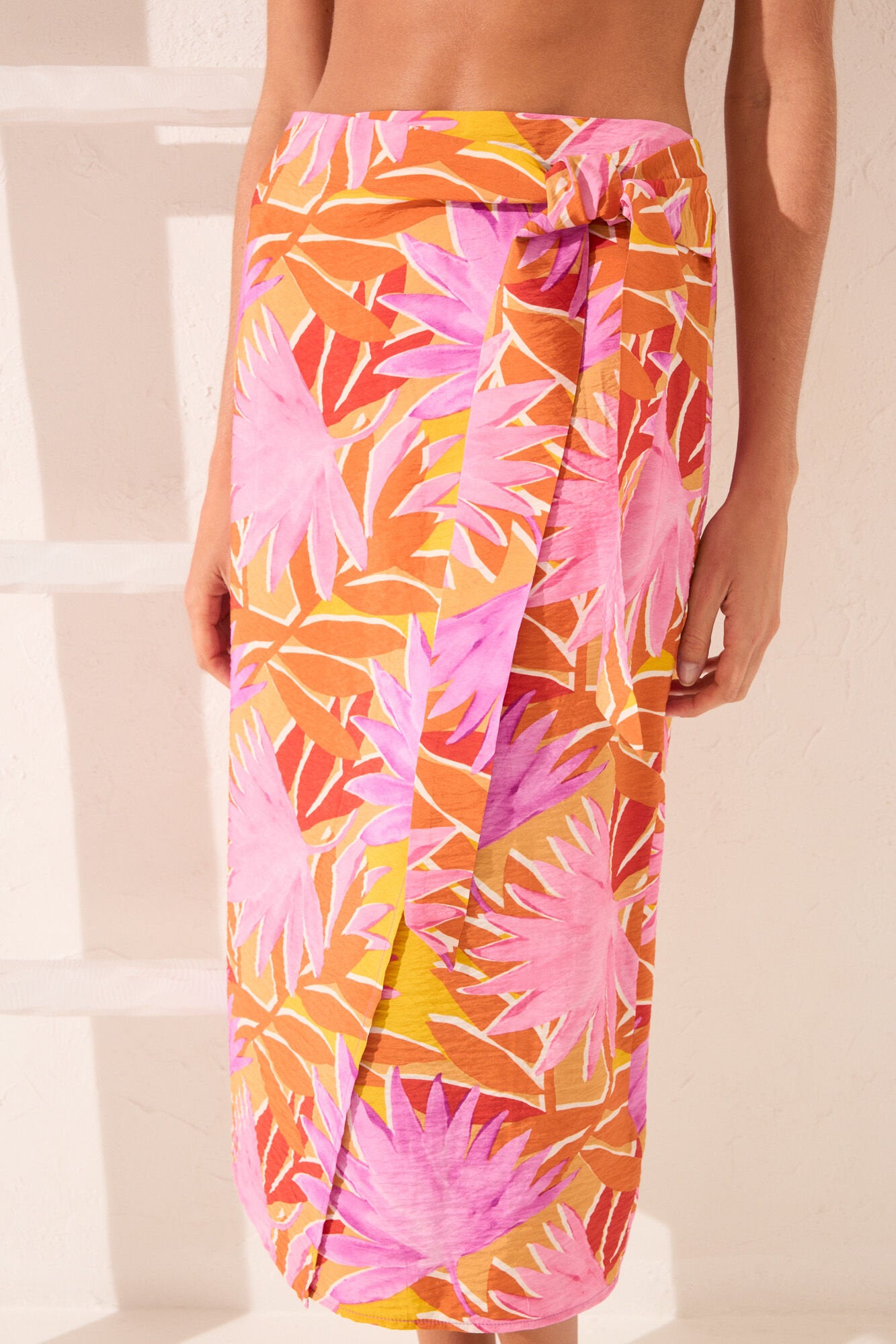 Women Secret_Tropical Texture Midi Sarong_5549917_98_02