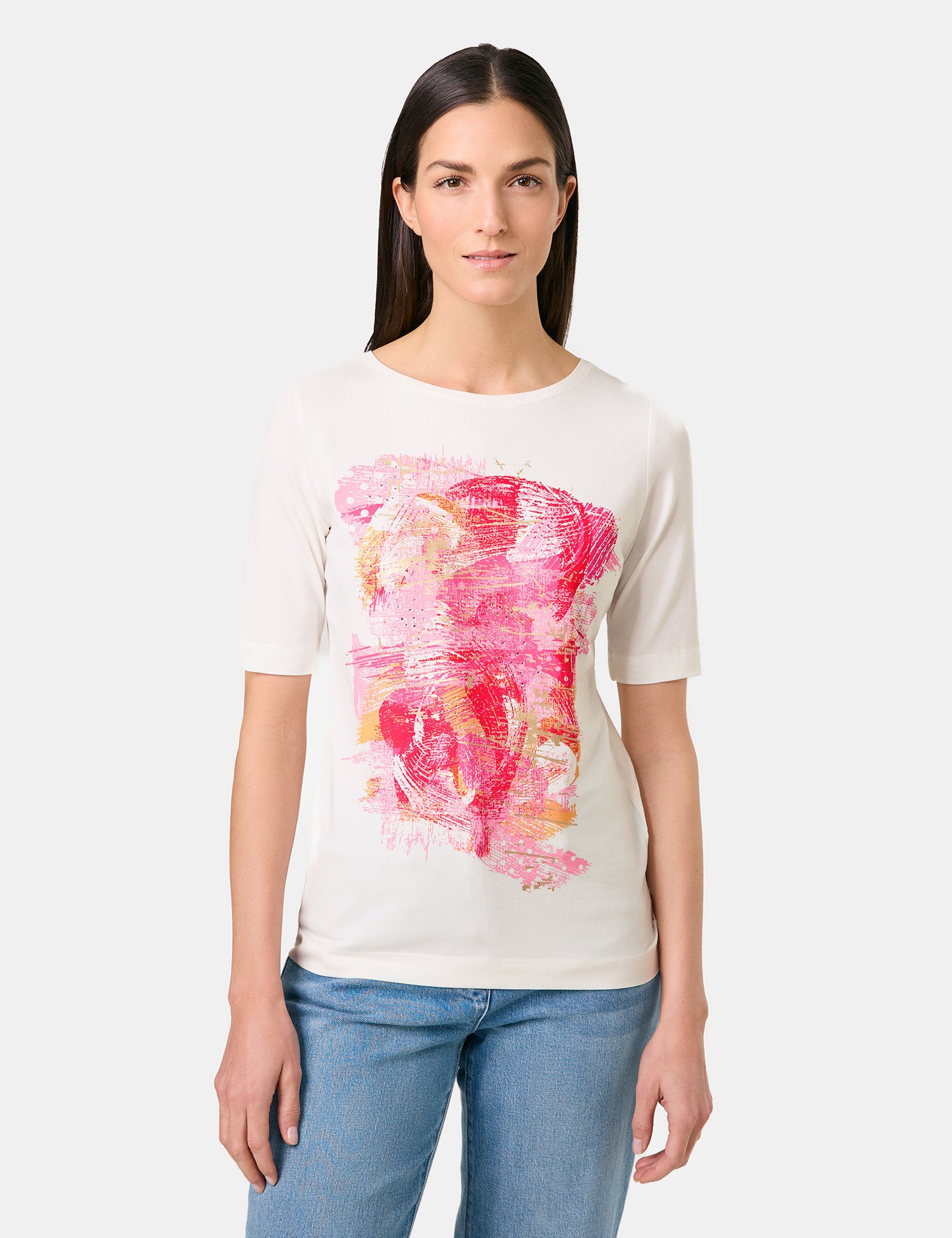 Gerry Weber_Top with Mid-Length Sleeves And an Art Print On The Front_570231-35003_3010_06