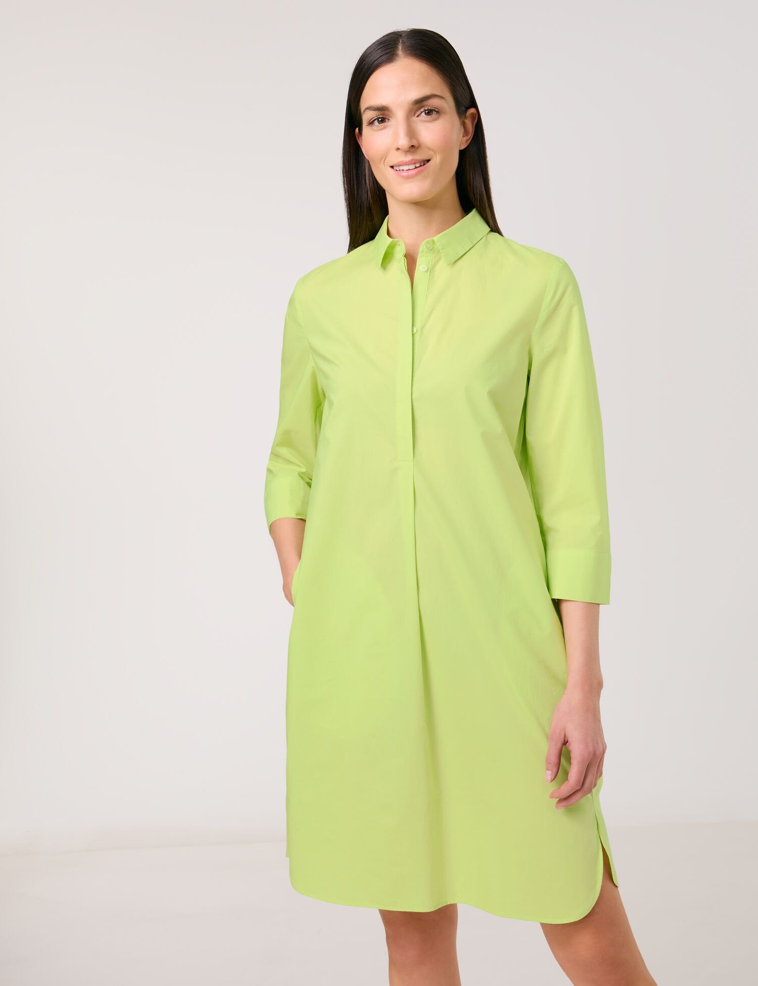 Gerry Weber_Simple Blouse Dress Made of Pure Cotton_580027-31512_50128_01