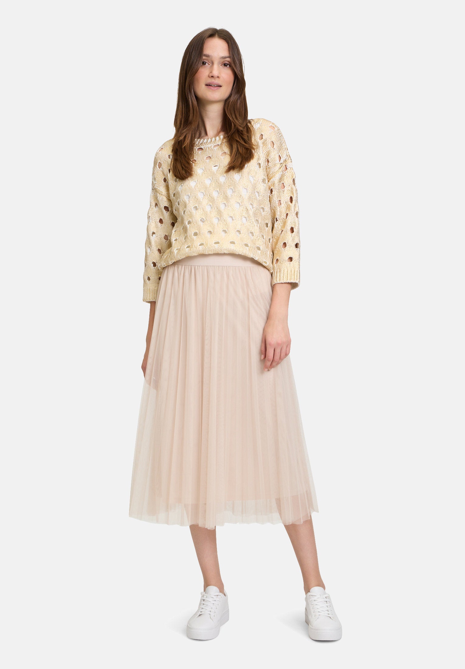 Betty Barclay_Knitted Sweater with Structure_5814-3203_1829_03