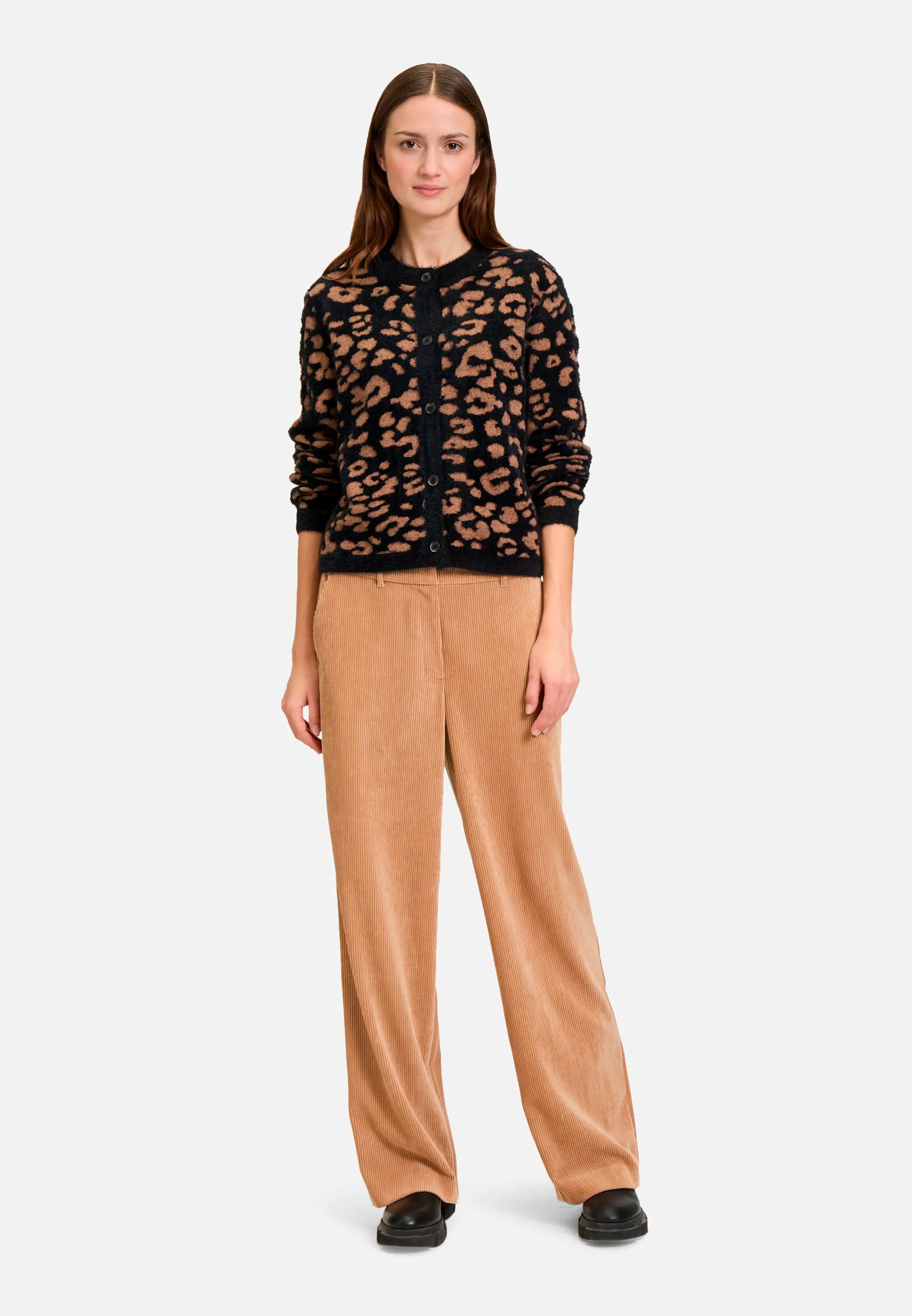 Betty Barclay_Black/Camel_Jacquard Knit Cardigan_5910-3124_9873_02