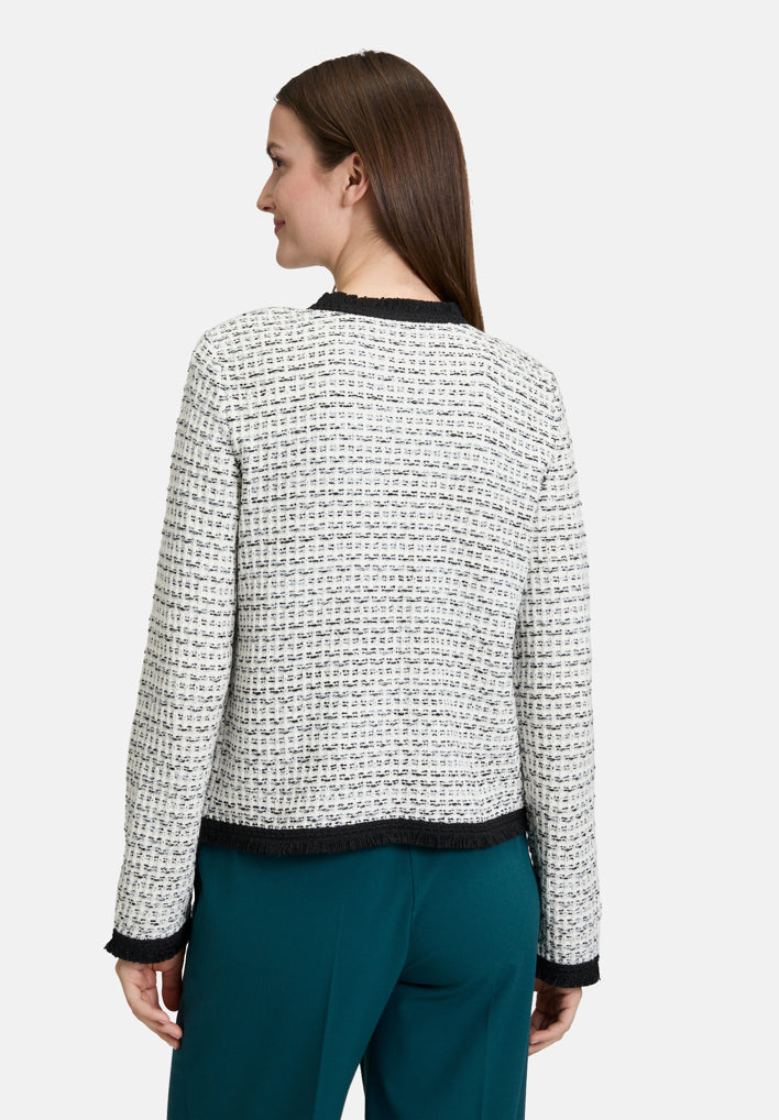 Betty Barclay_Cream/Black_Knitted Cardigan with Fringes_5940-3063_1891_03