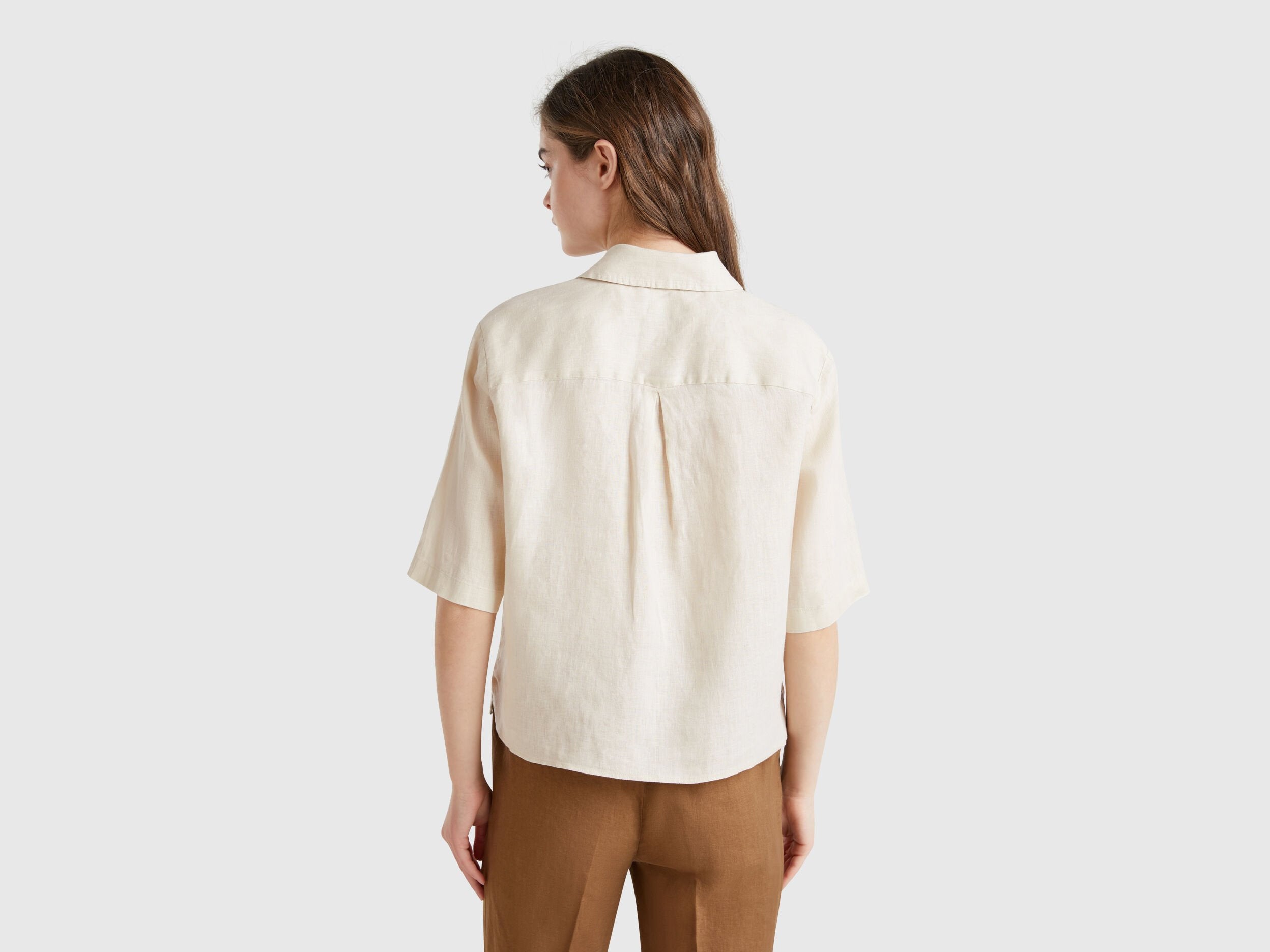 Benetton_Short Shirt in Pure Linen_5BML5QB75_152_03