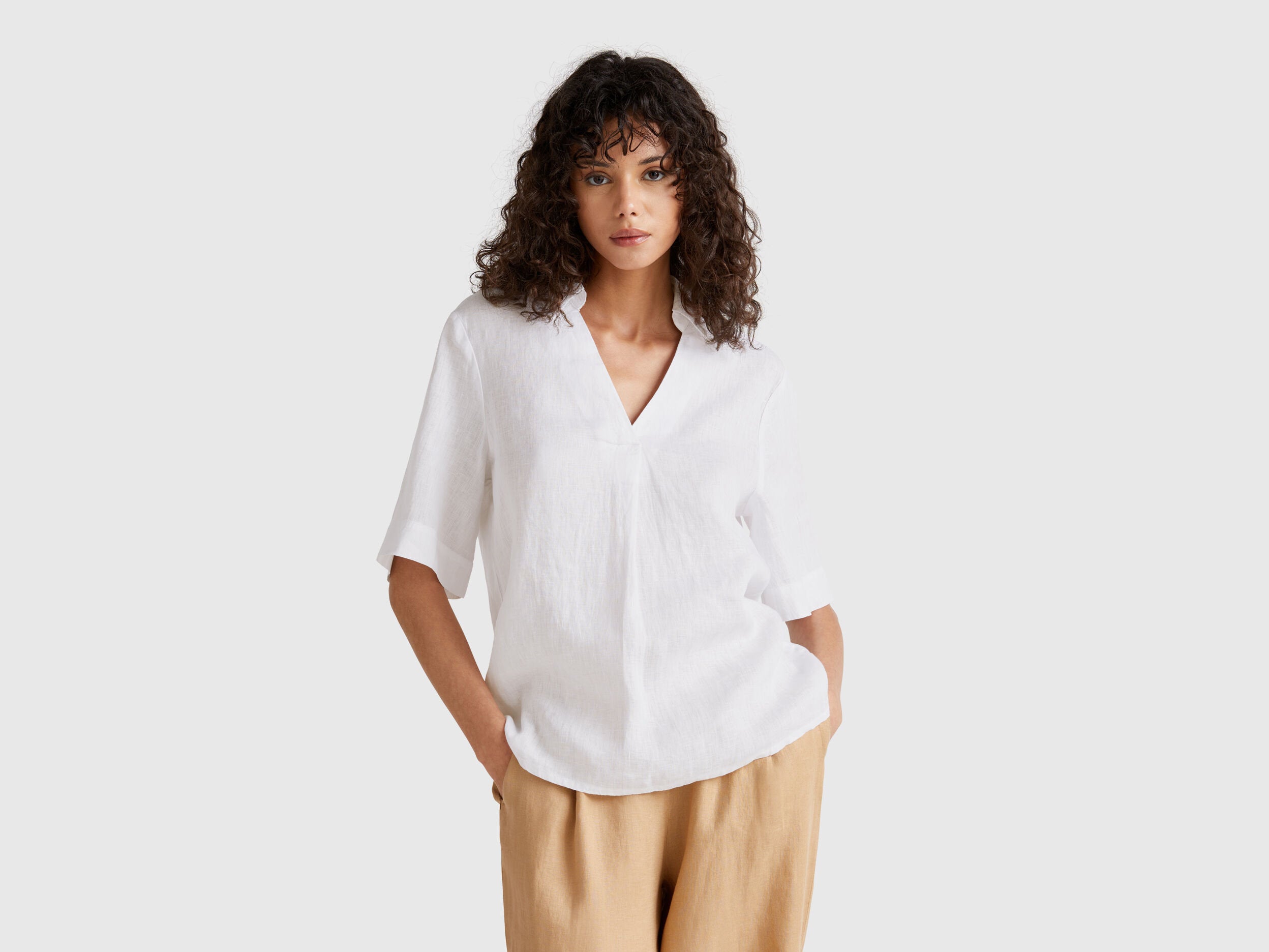 Benetton_Short Sleeve Blouse in Pure Linen_5BMLDQ0B6_101_01