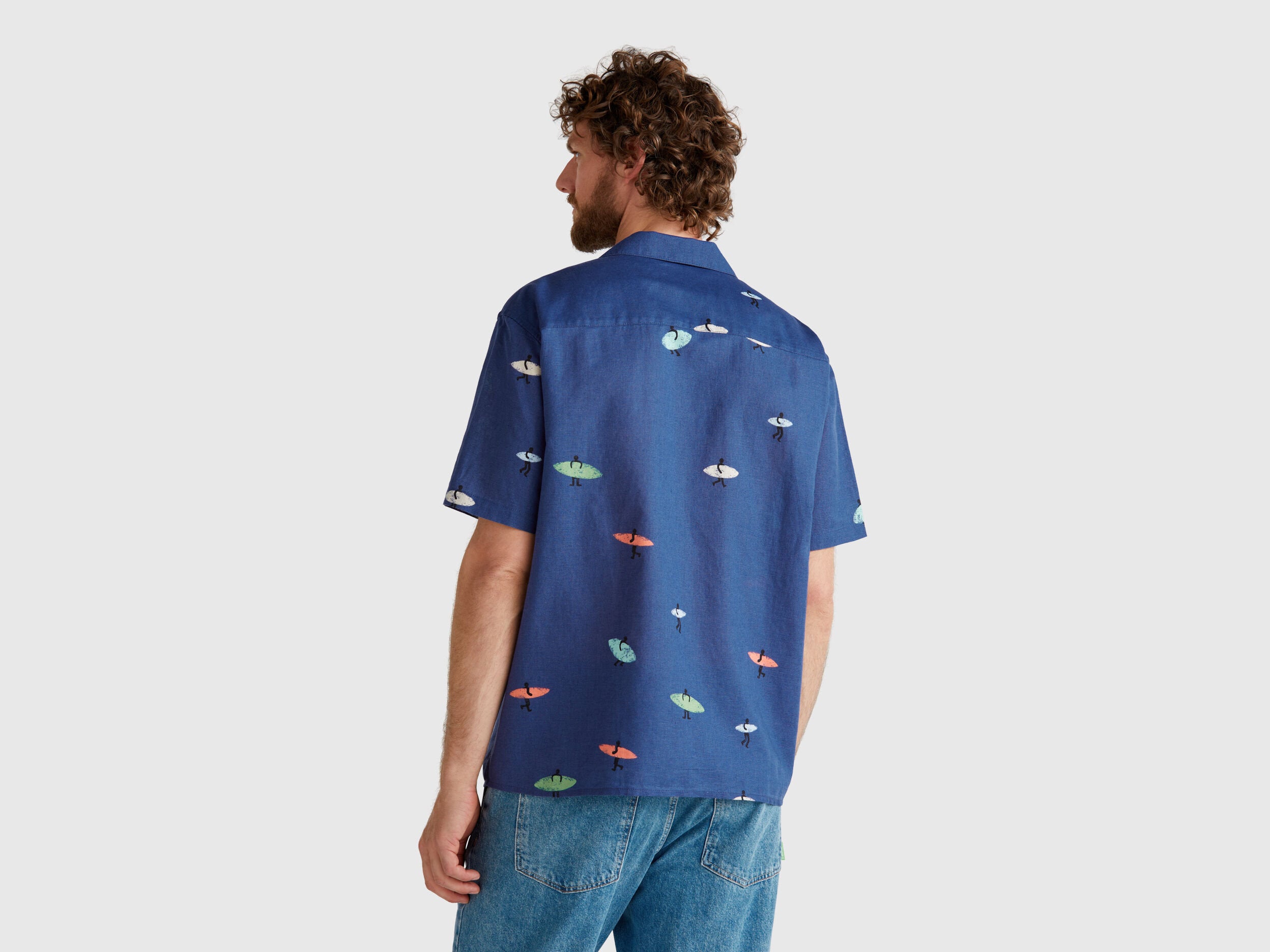 Benetton_Shirt with Surf Print_5HPWUQ05B_61U_02