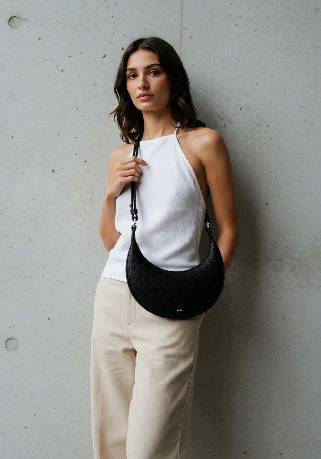 JW PEI_Black_Carly Medium Shoulder Bags_5S04-11_Black_07