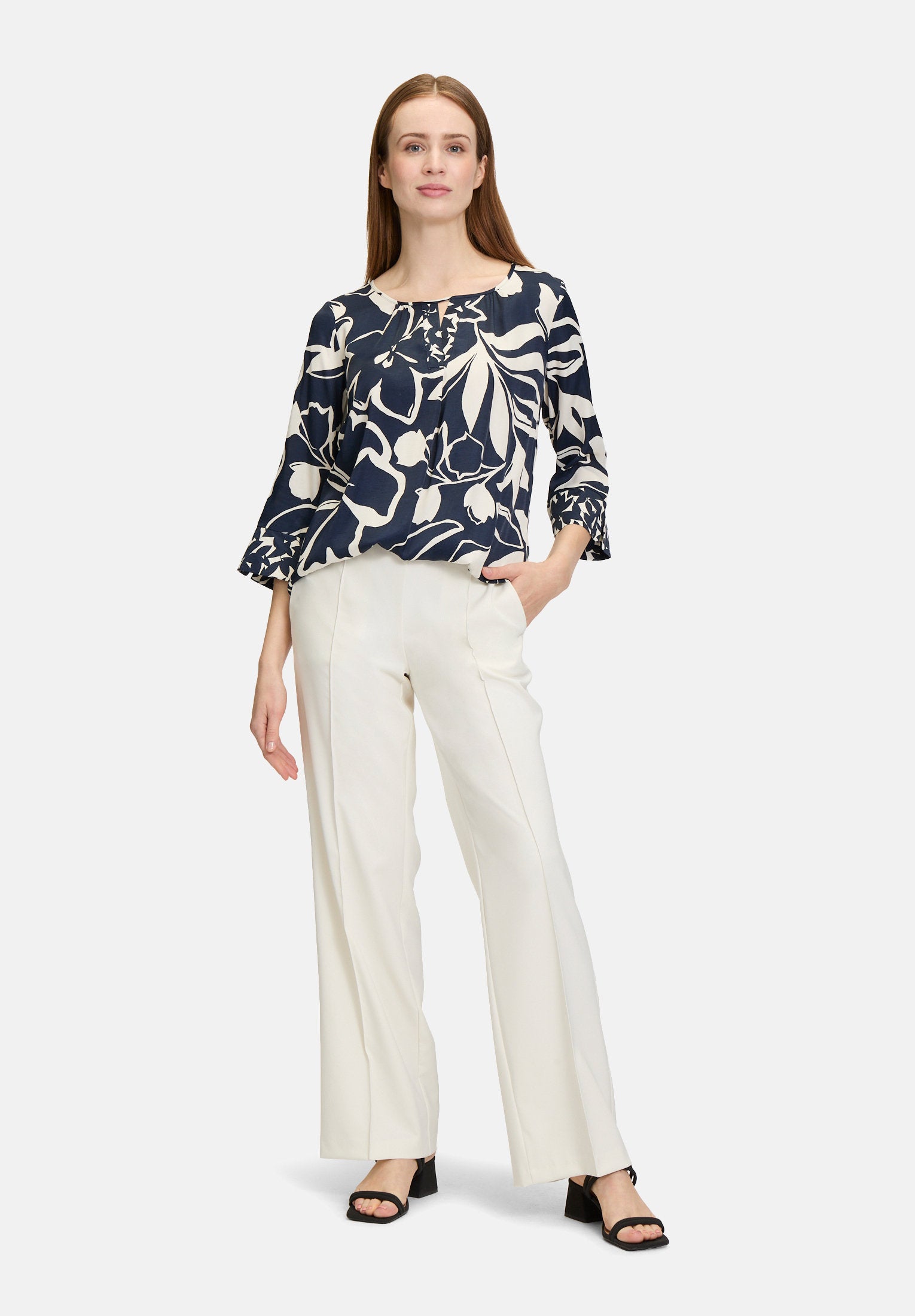Betty Barclay_Pull-On Trousers Plain Colors_6004-1080_1014_02