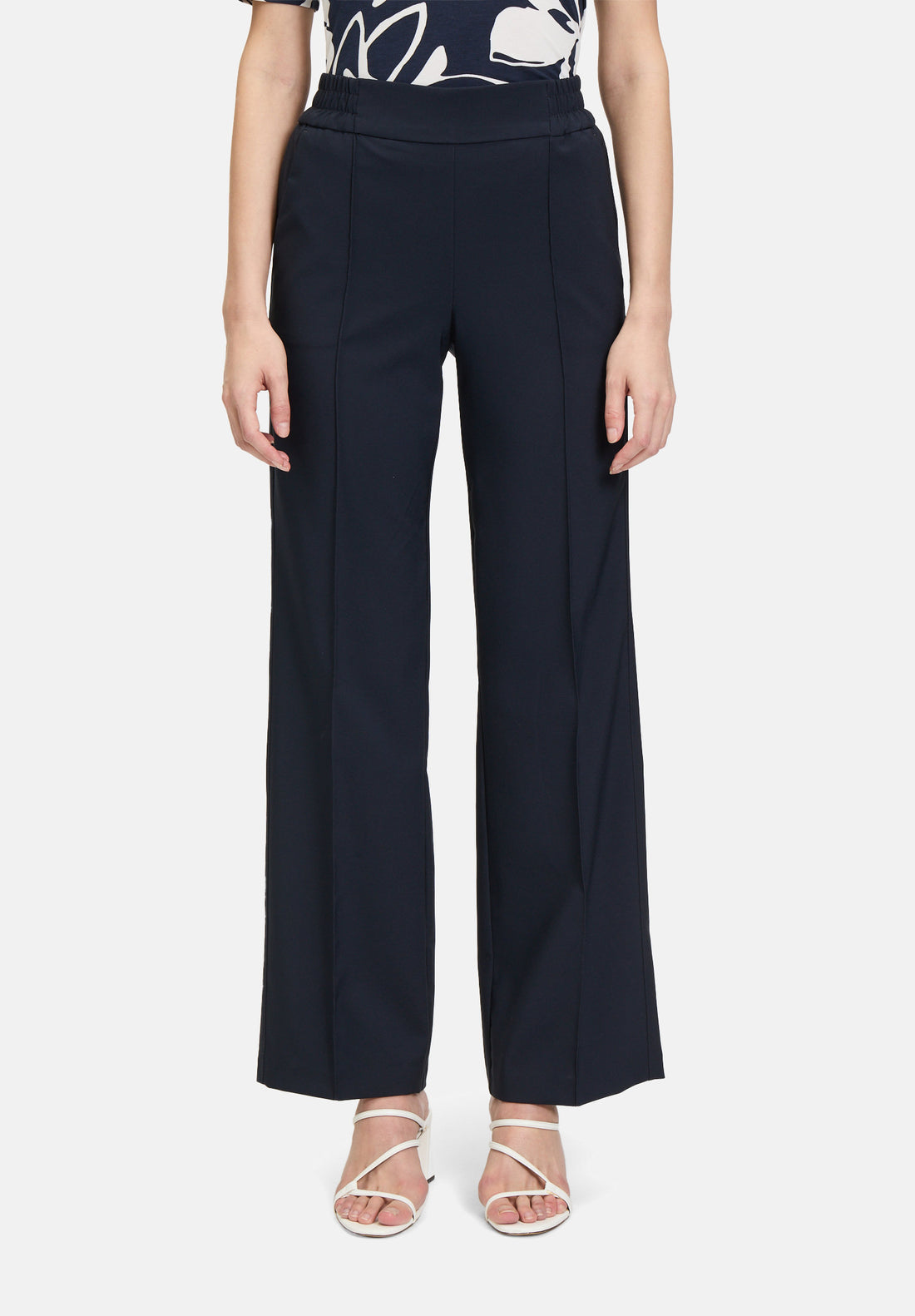 Betty Barclay_Pull-On Trousers Plain Colors_6004-1080_8345_02