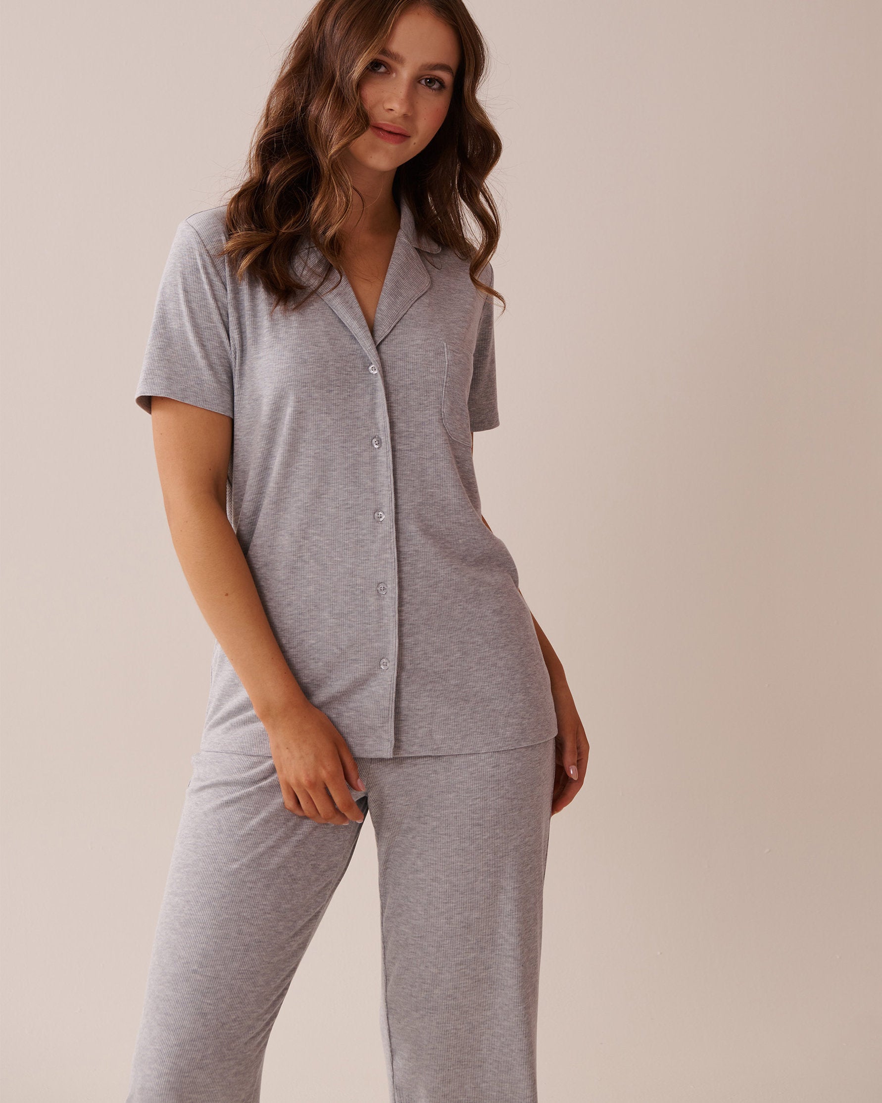 La Vie en Rose_Ribbed Modal Button-Down Shirt_60100128_00007_01