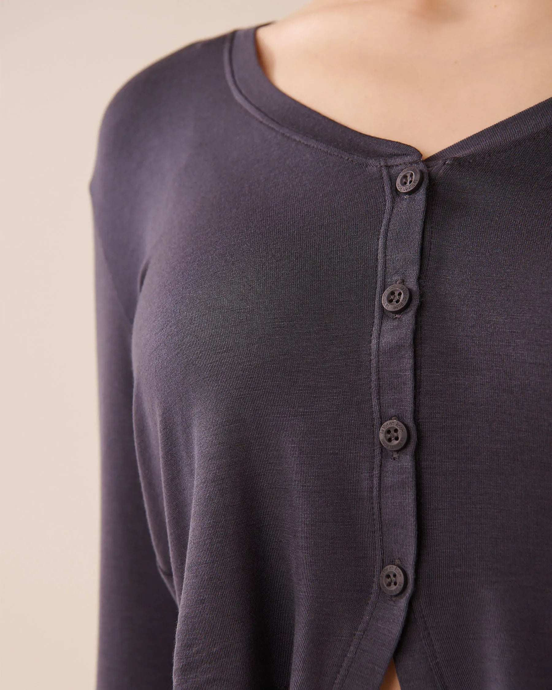 La Vie en Rose_Periscope_Soft Jersey Long Sleeve Crop Top_60100157_00049_04