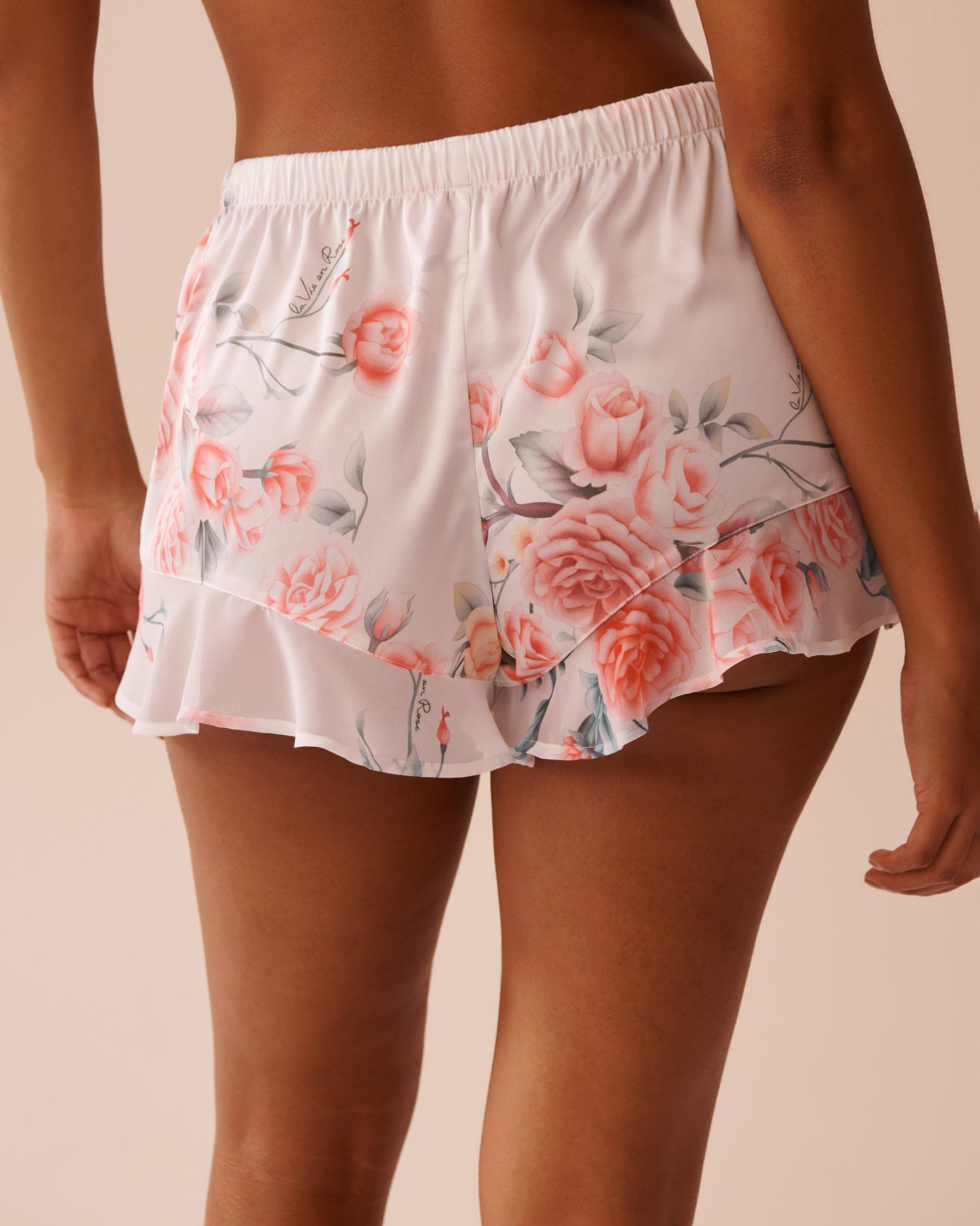 La Vie en Rose_Luxury Edition Romantic Bouquet Satin and Chiffon Shorts_60200121_P10476_02