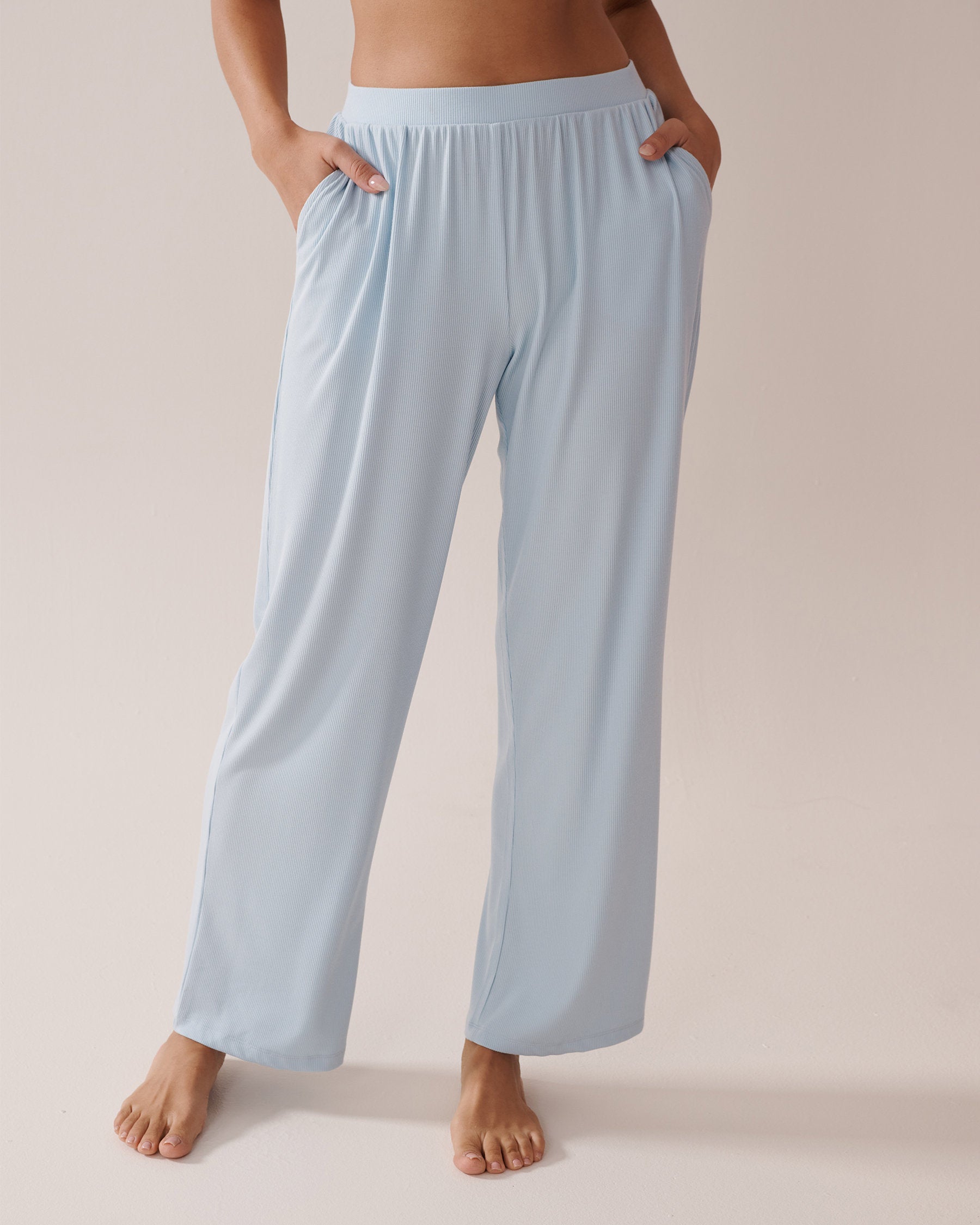 La Vie en Rose_Ribbed Modal Pants_60200123_40104_01