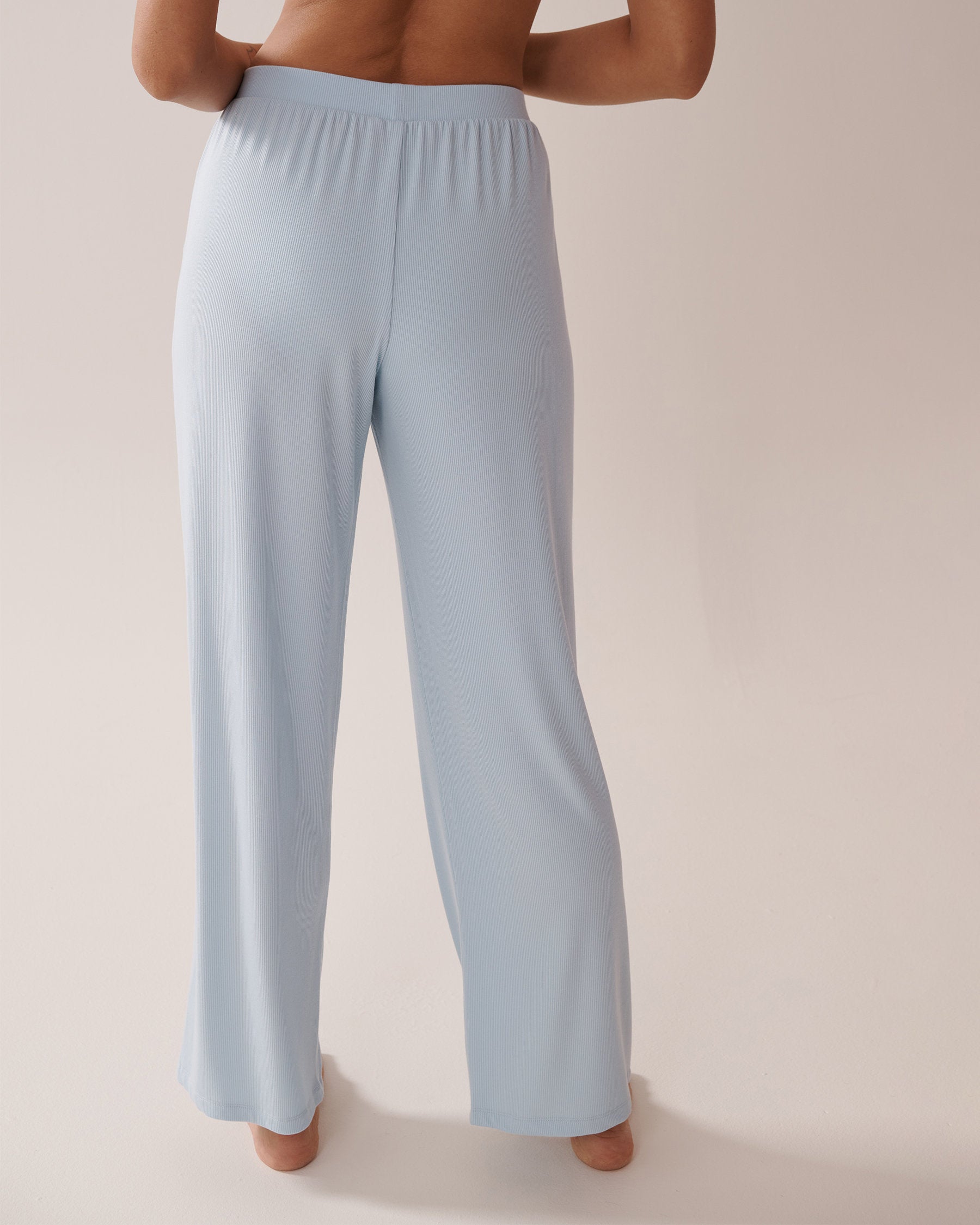 La Vie en Rose_Ribbed Modal Pants_60200123_40104_02