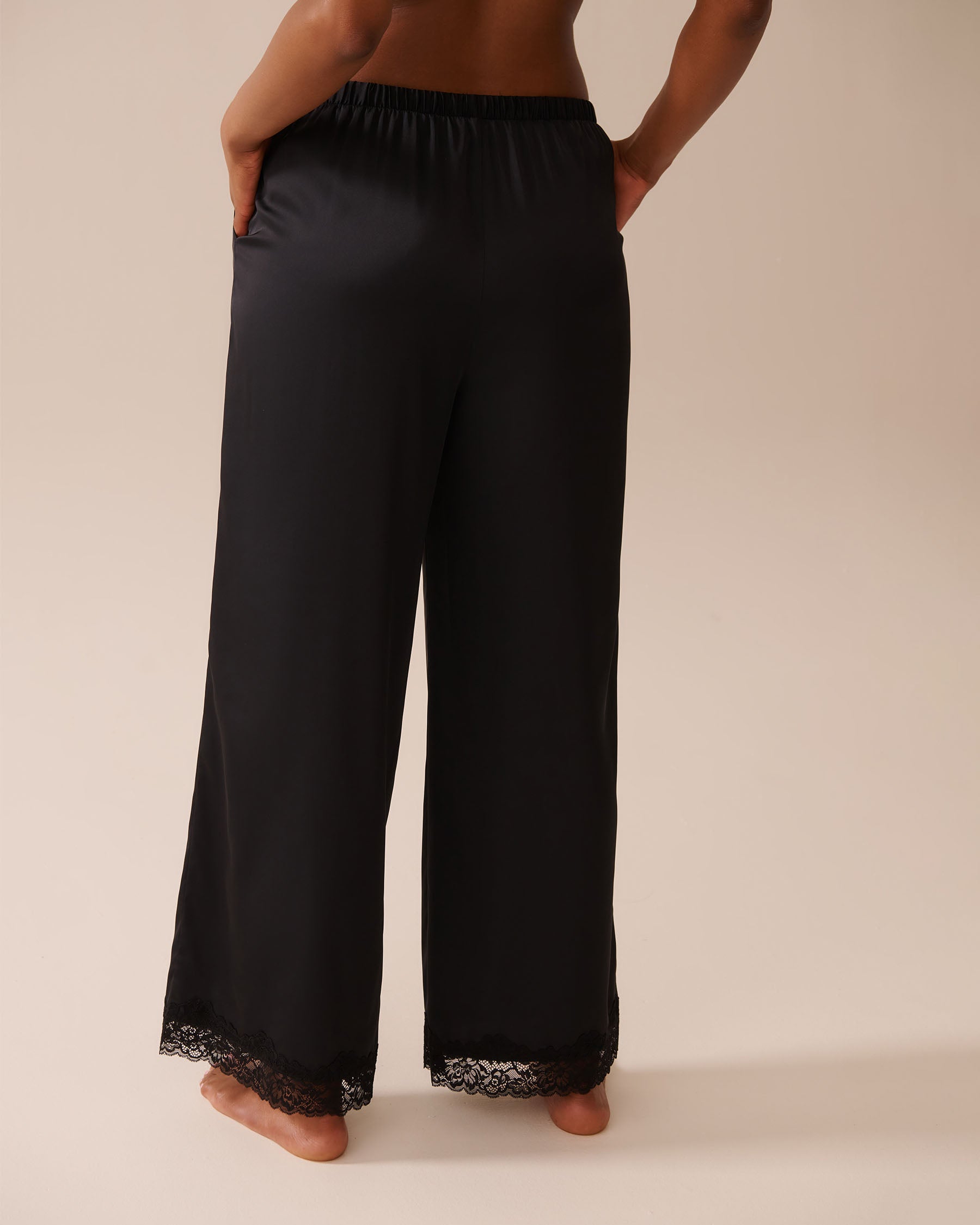 La Vie en Rose_Black Beauty_LUXURY EDITION Satin and Lace Trim Pants_60200137_00001_04